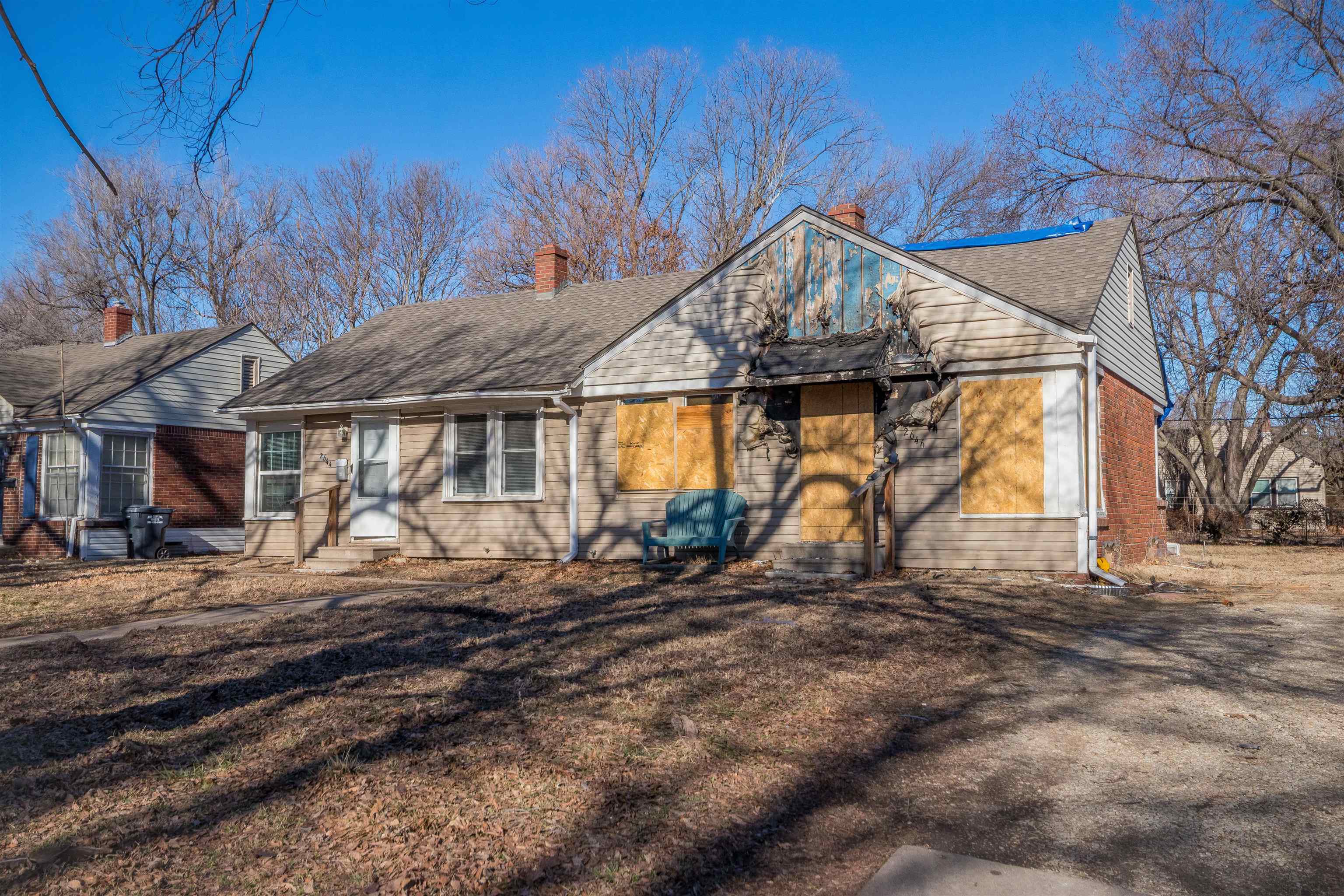 2644-2646 E Grail St Property Photo 2