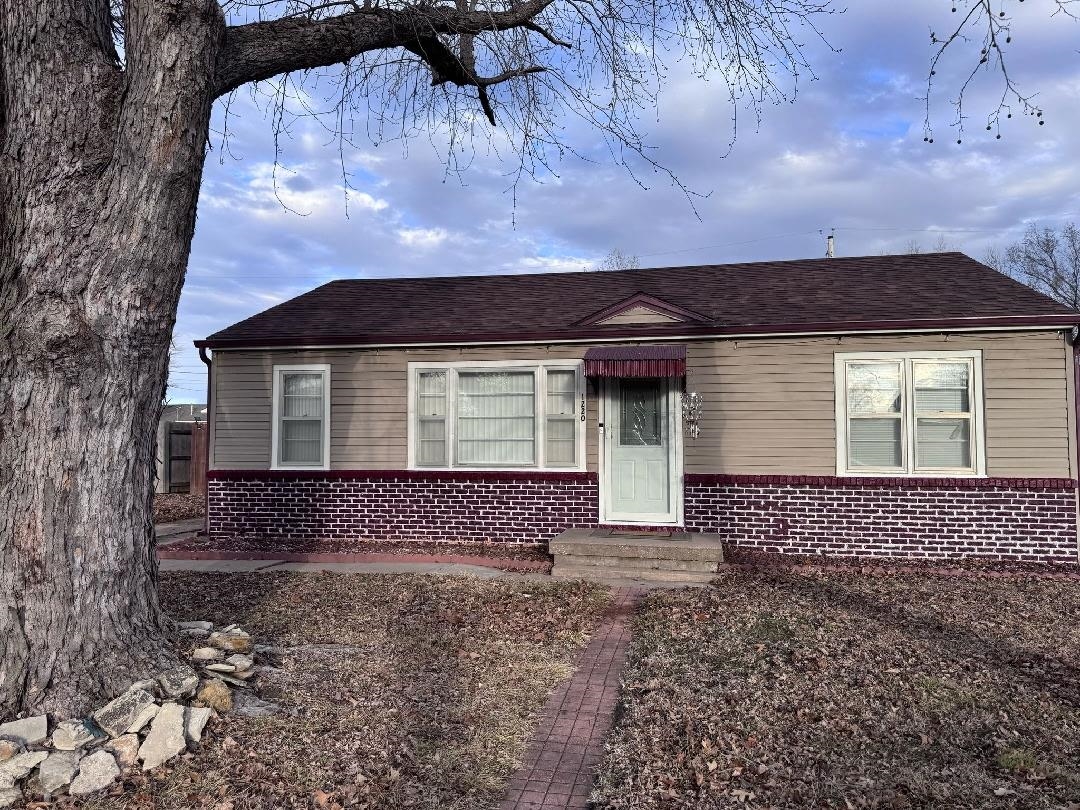 1220 N Manchester Ave Property Photo