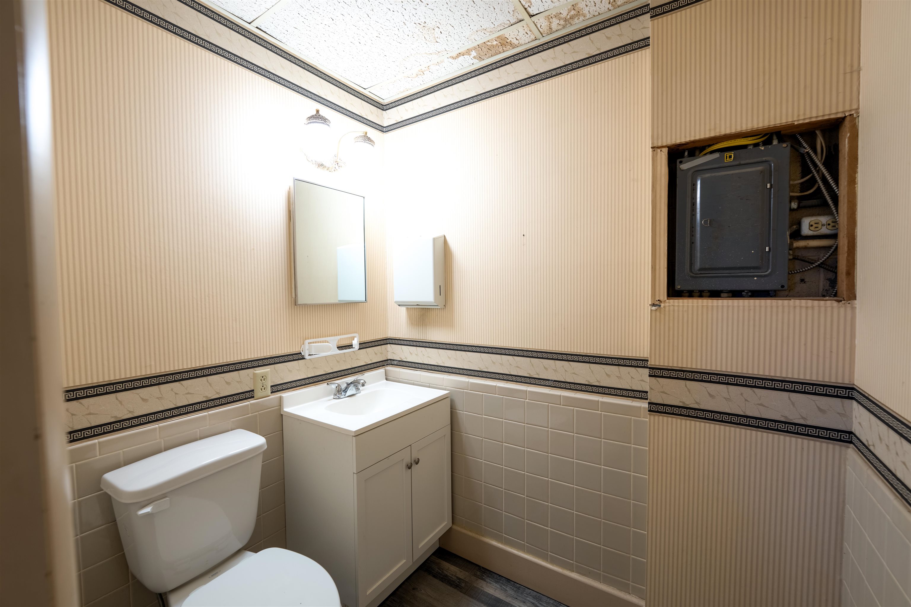 2103 S Ohio St Property Photo 10