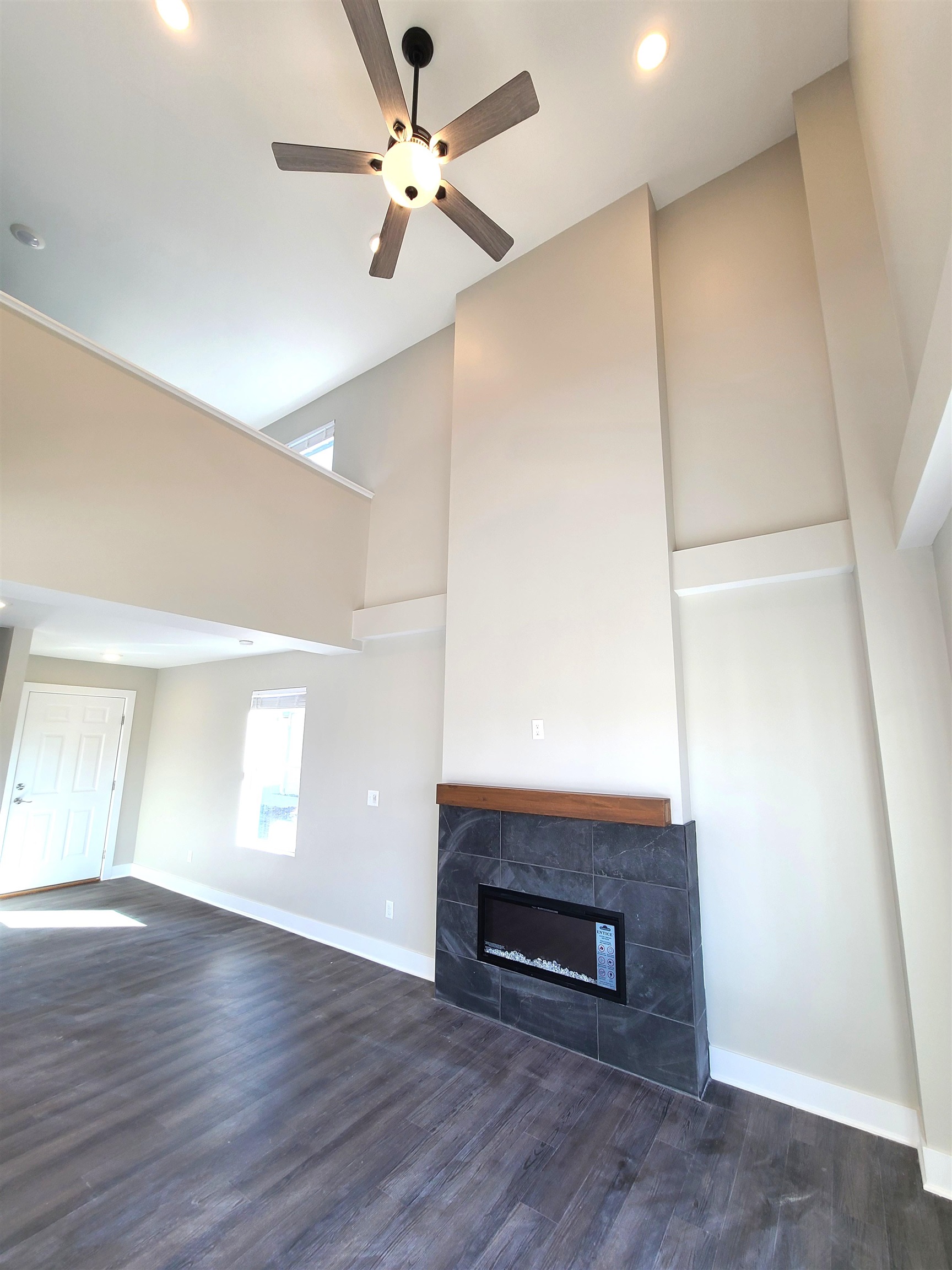 2744 Tim Rogers Ln Property Photo 5