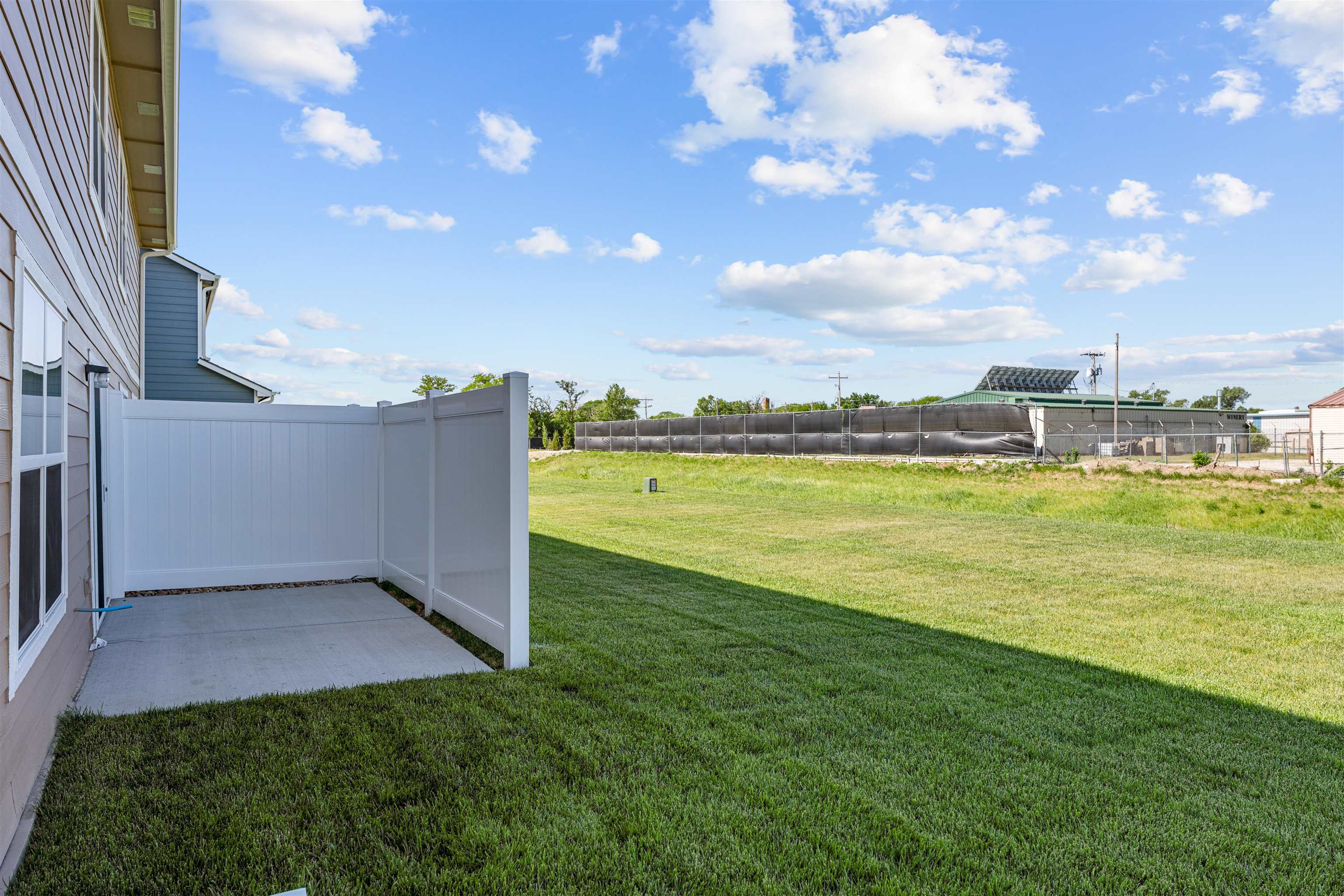 2748 Tim Rogers Ln Property Photo 3