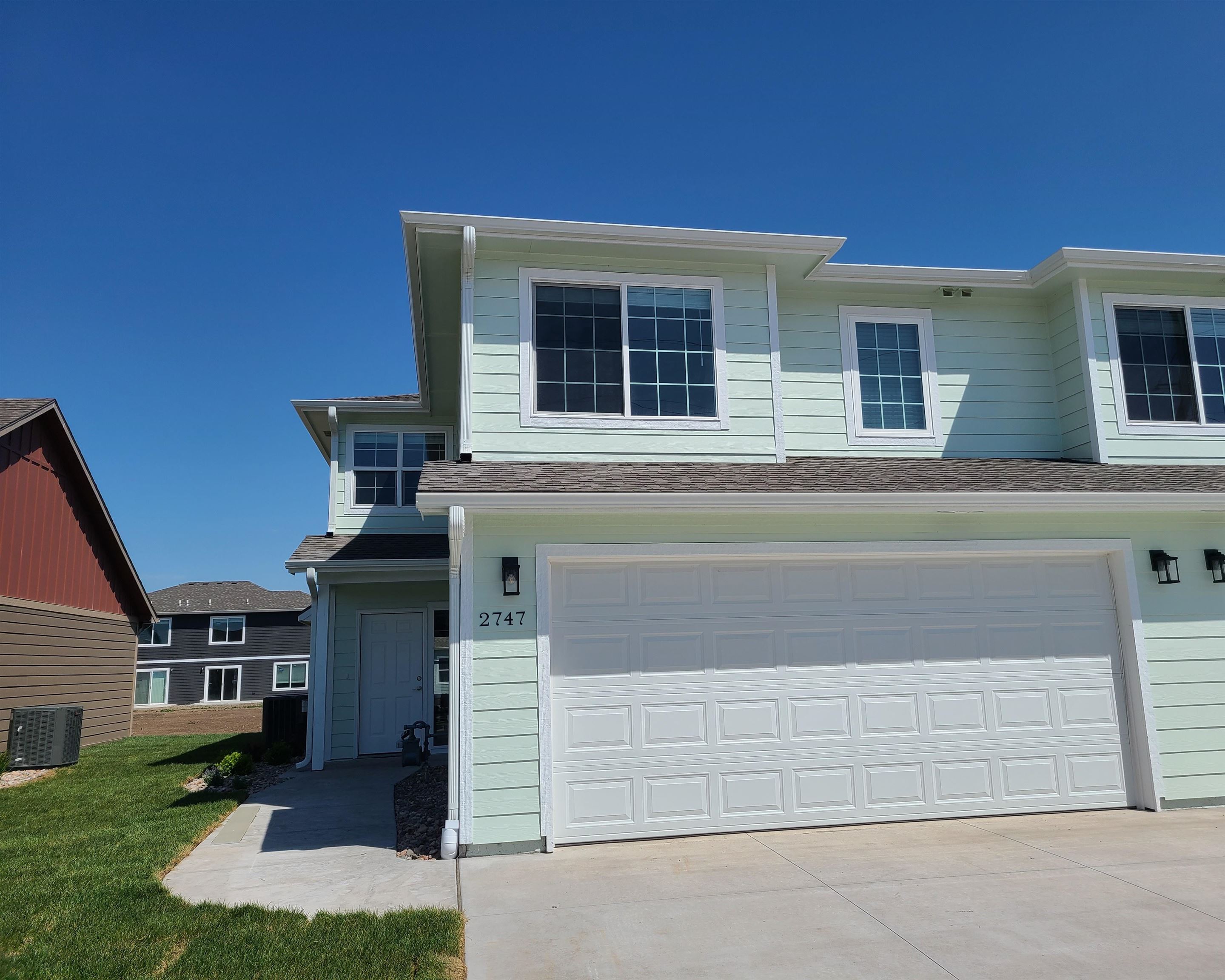 2747 Tim Rogers Ln Property Photo 1
