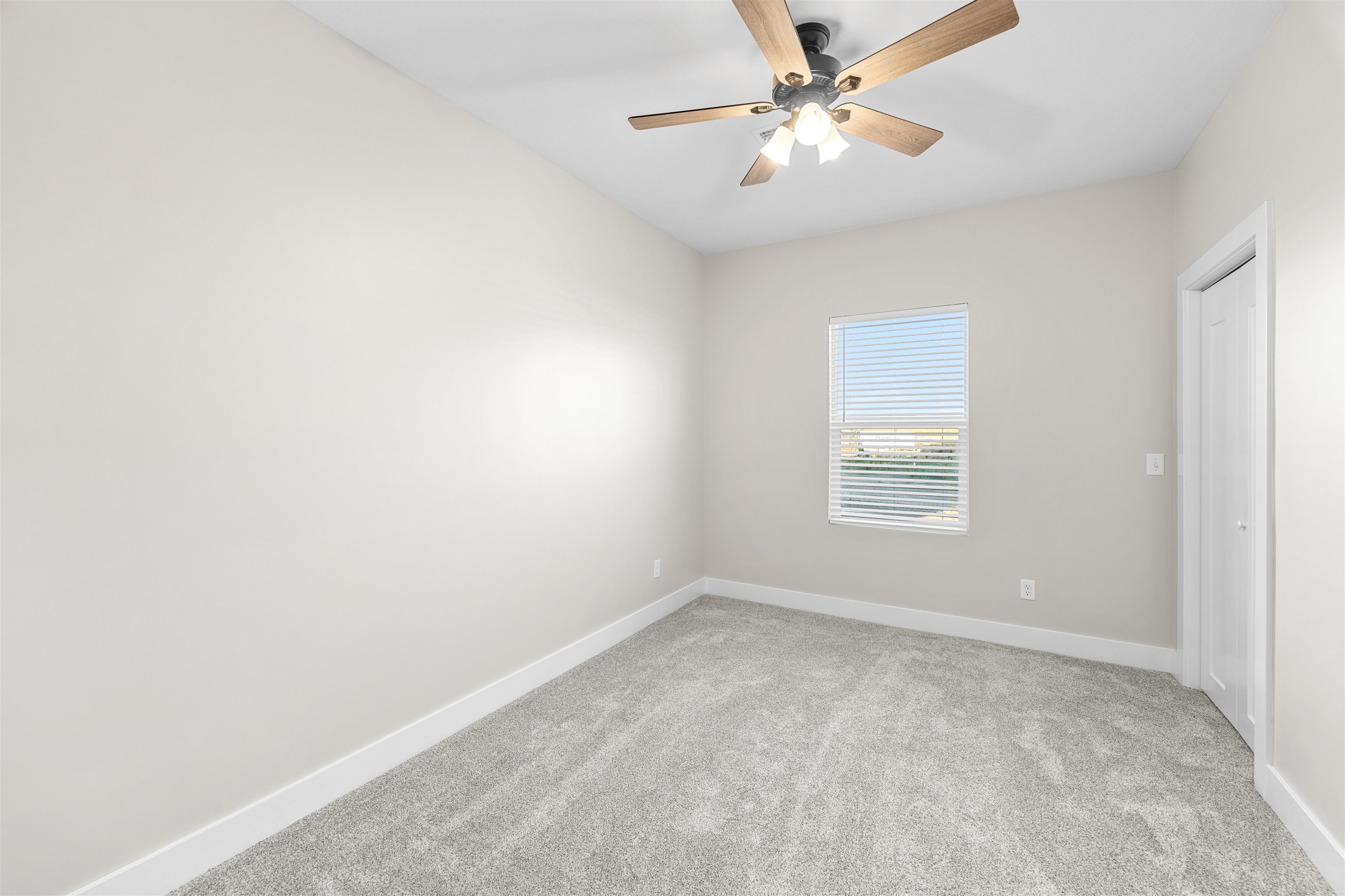 2735 Tim Rogers Ln Property Photo 11