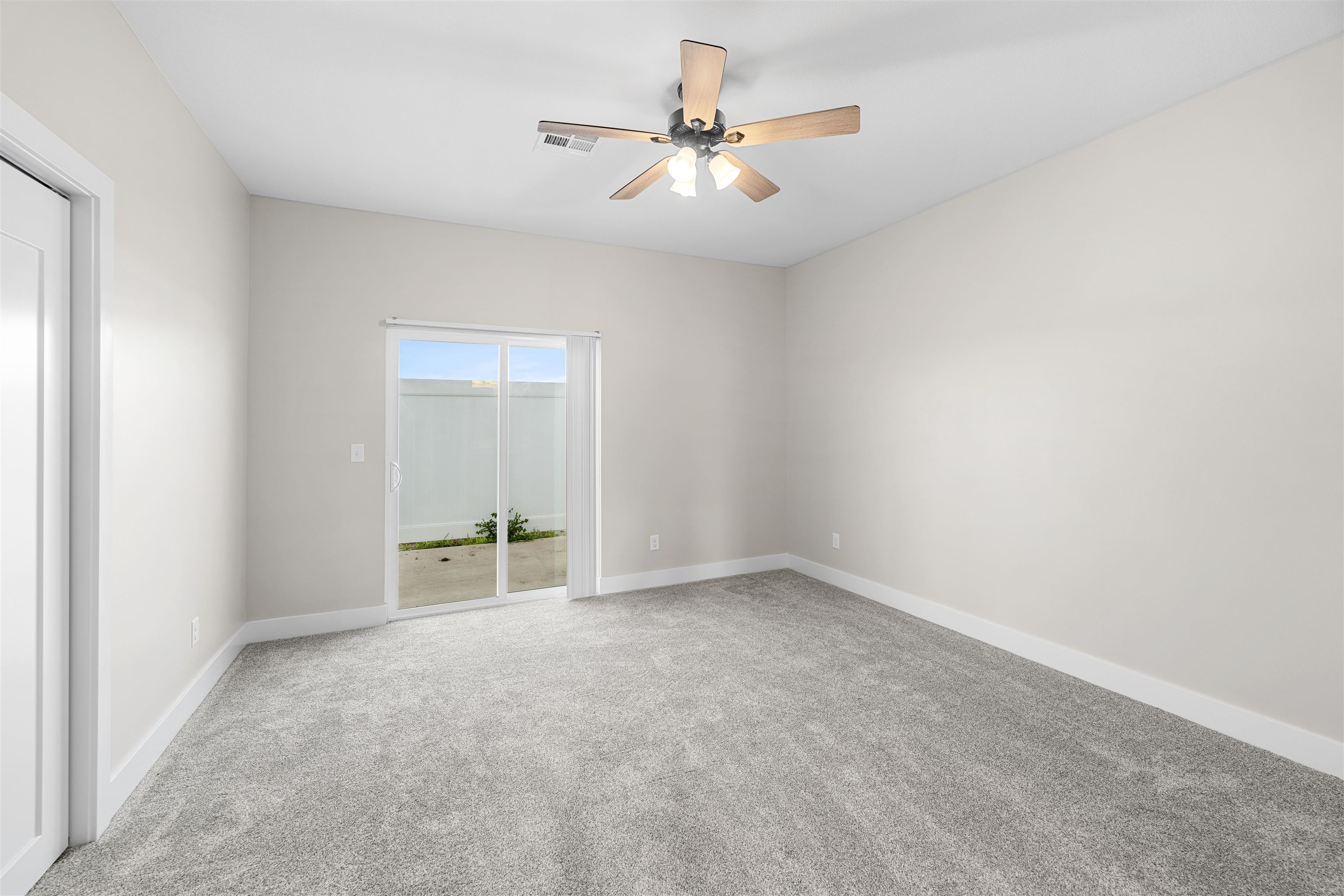 2735 Tim Rogers Ln Property Photo 12