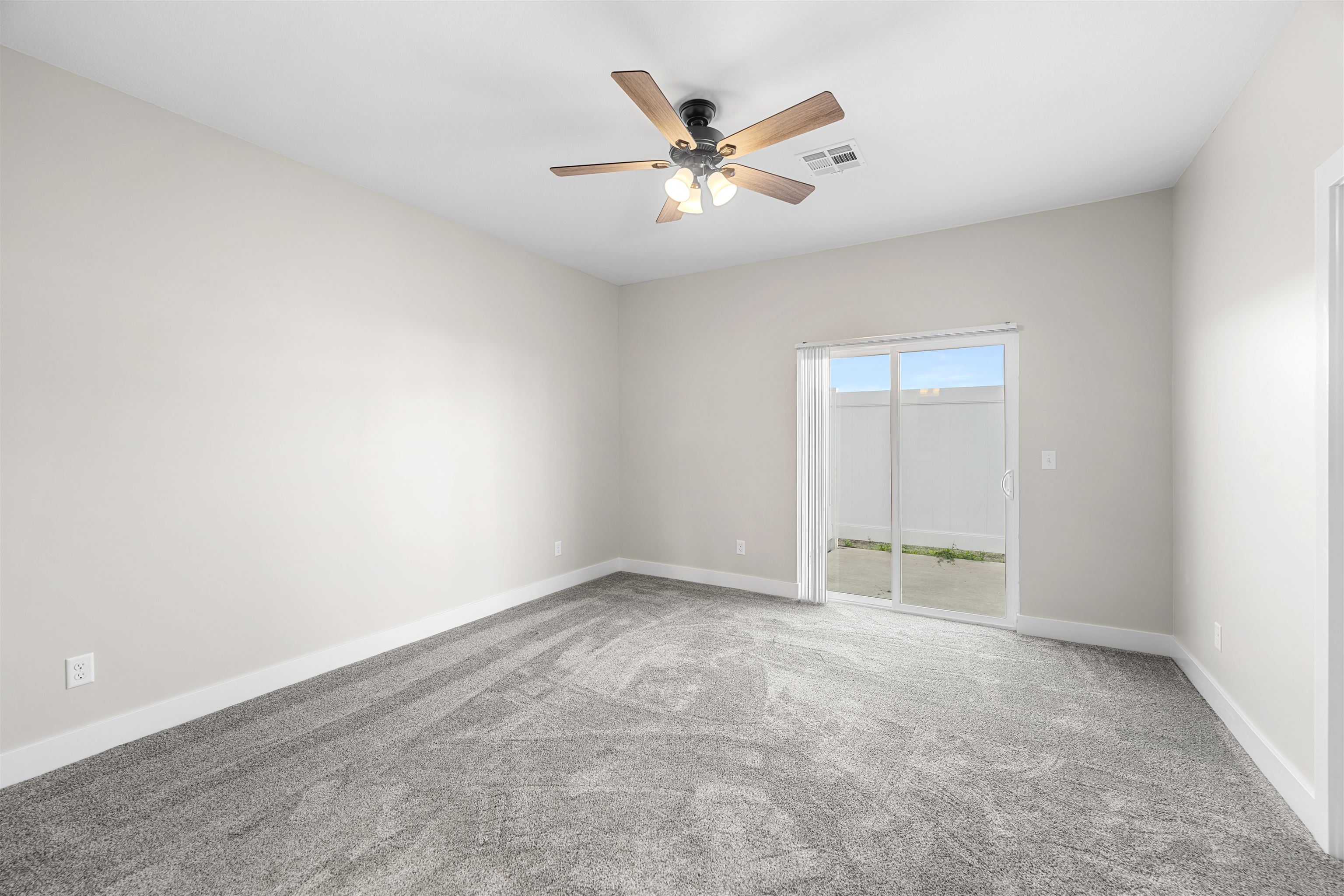 2737 Tim Rogers Ln Property Photo 14