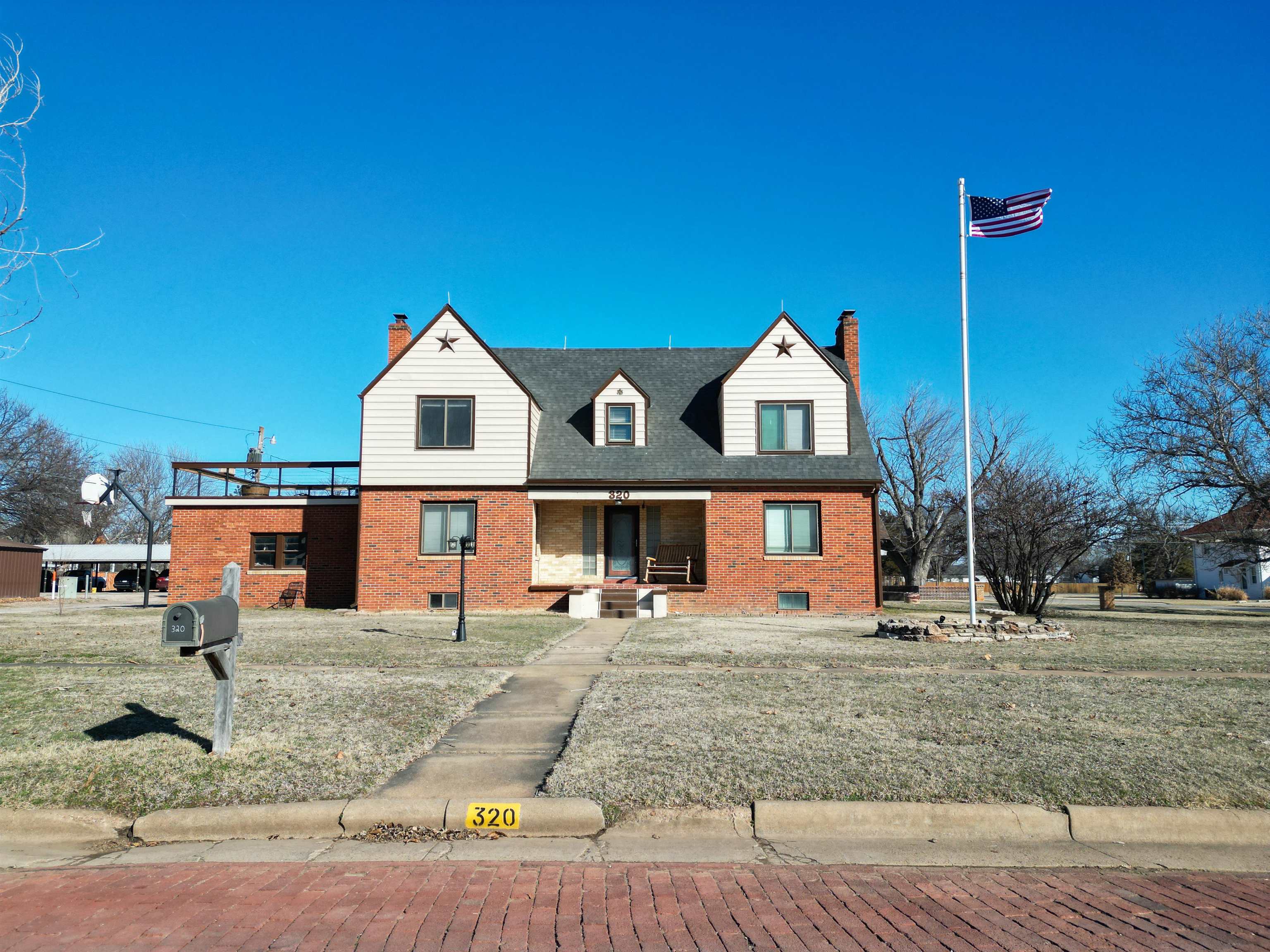 67070 Real Estate Listings Main Image