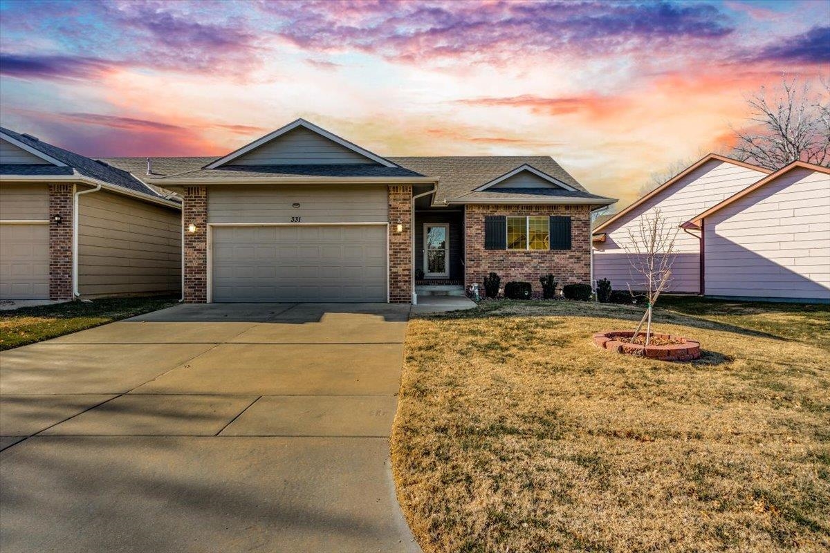 331 S Nineiron St. Property Photo