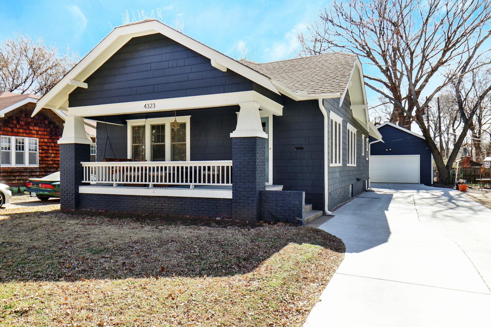 4323 E Waterman St Property Photo