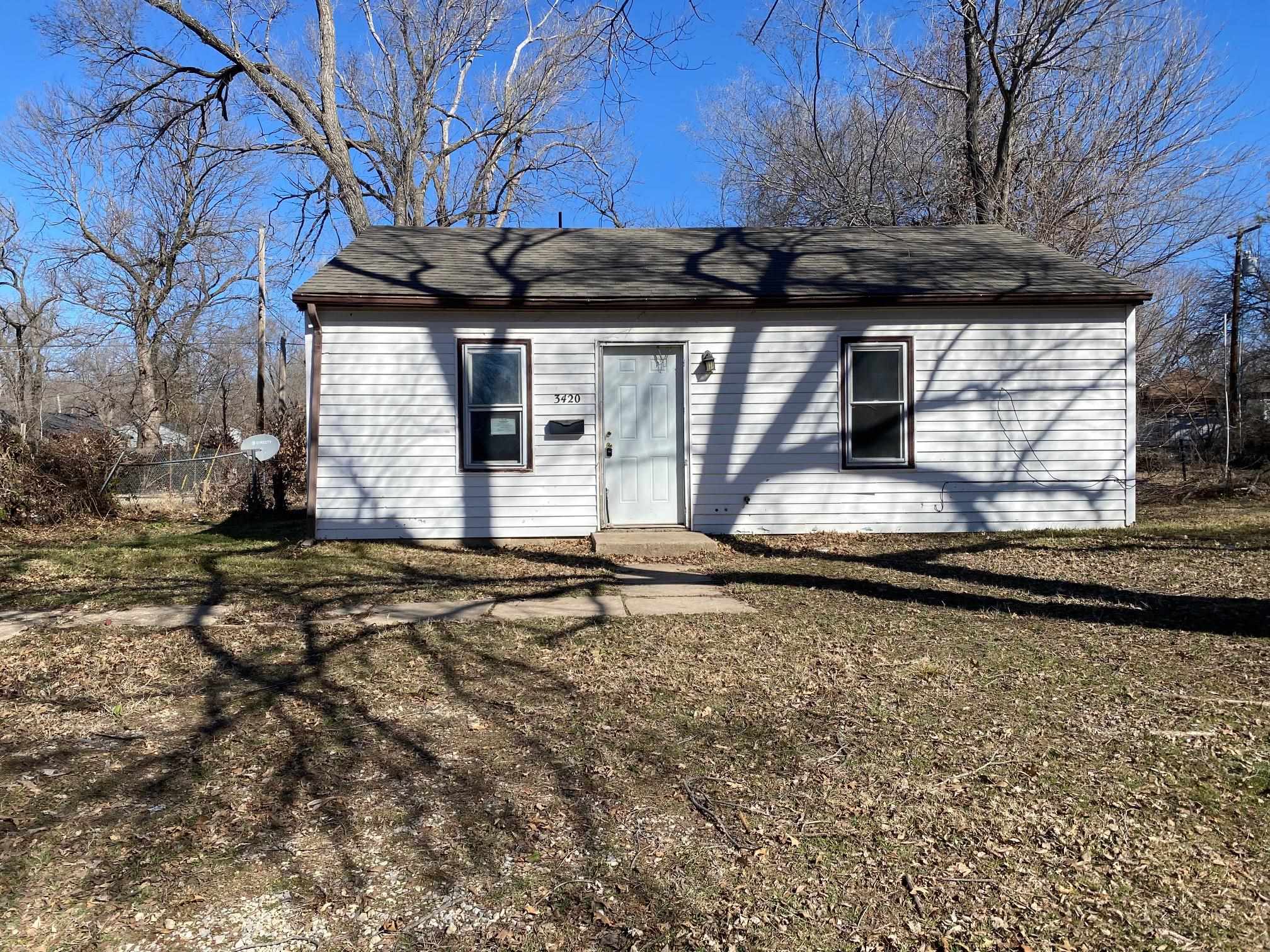 3420 E Sunview Ave Property Photo