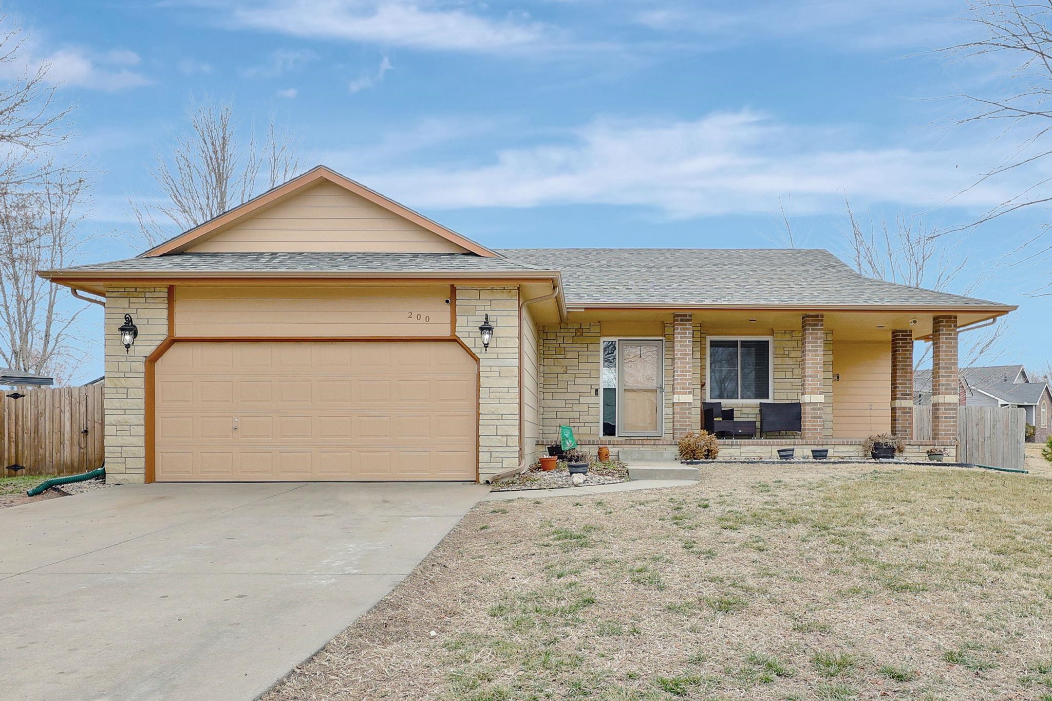 200 N Poston Property Photo