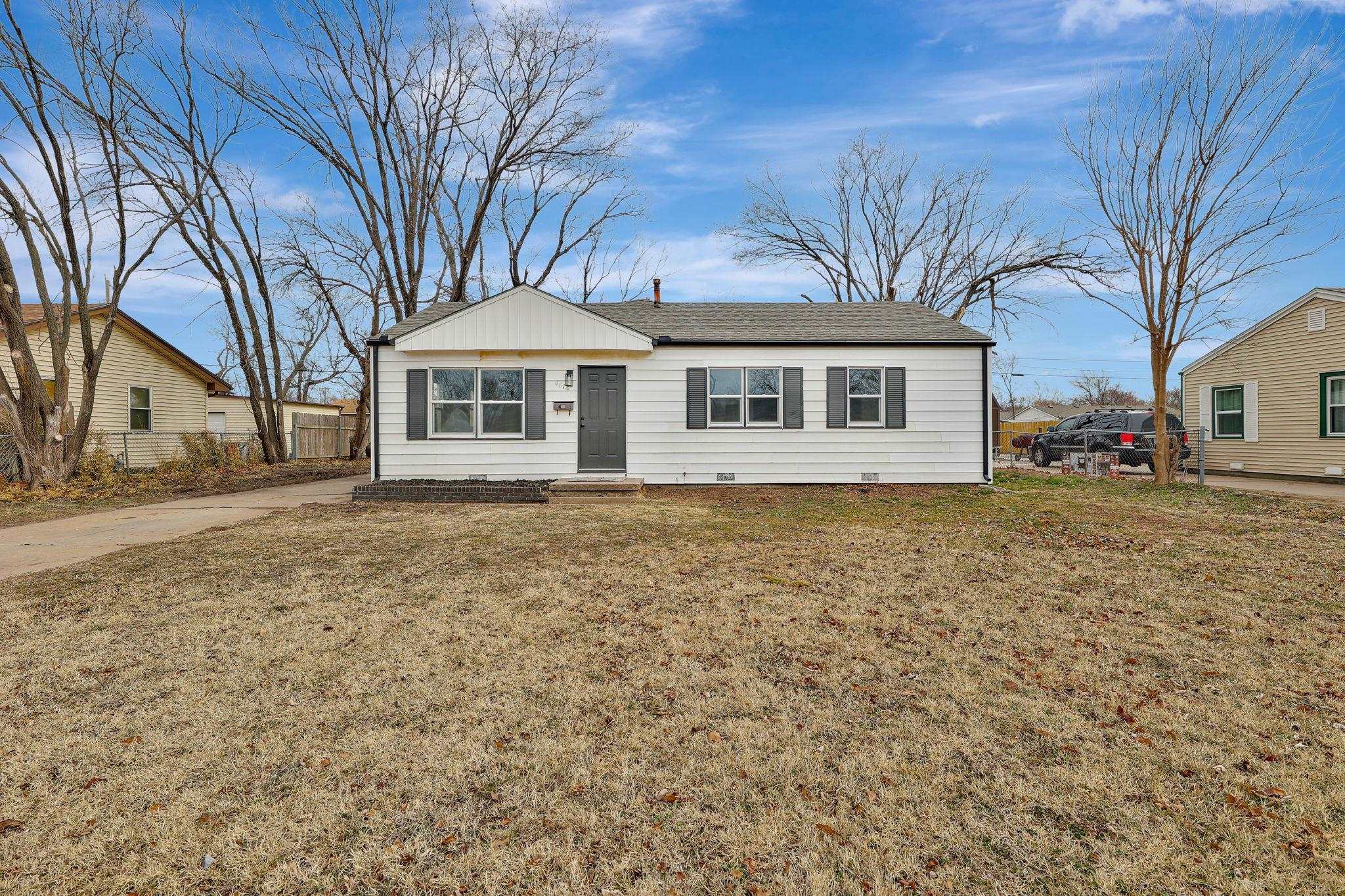 4618 S Fern Ave Property Photo