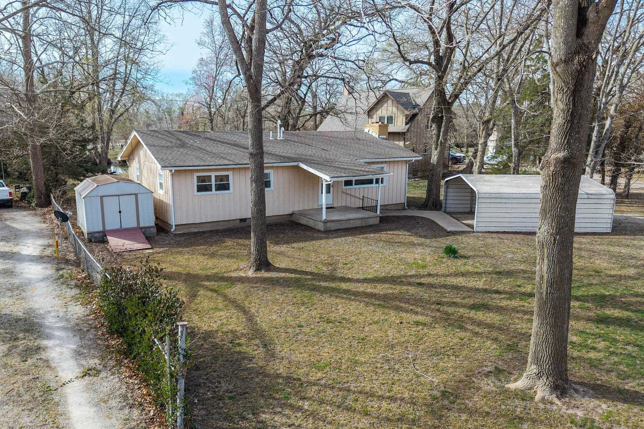7350 SW Drycreek Rd Property Photo 1