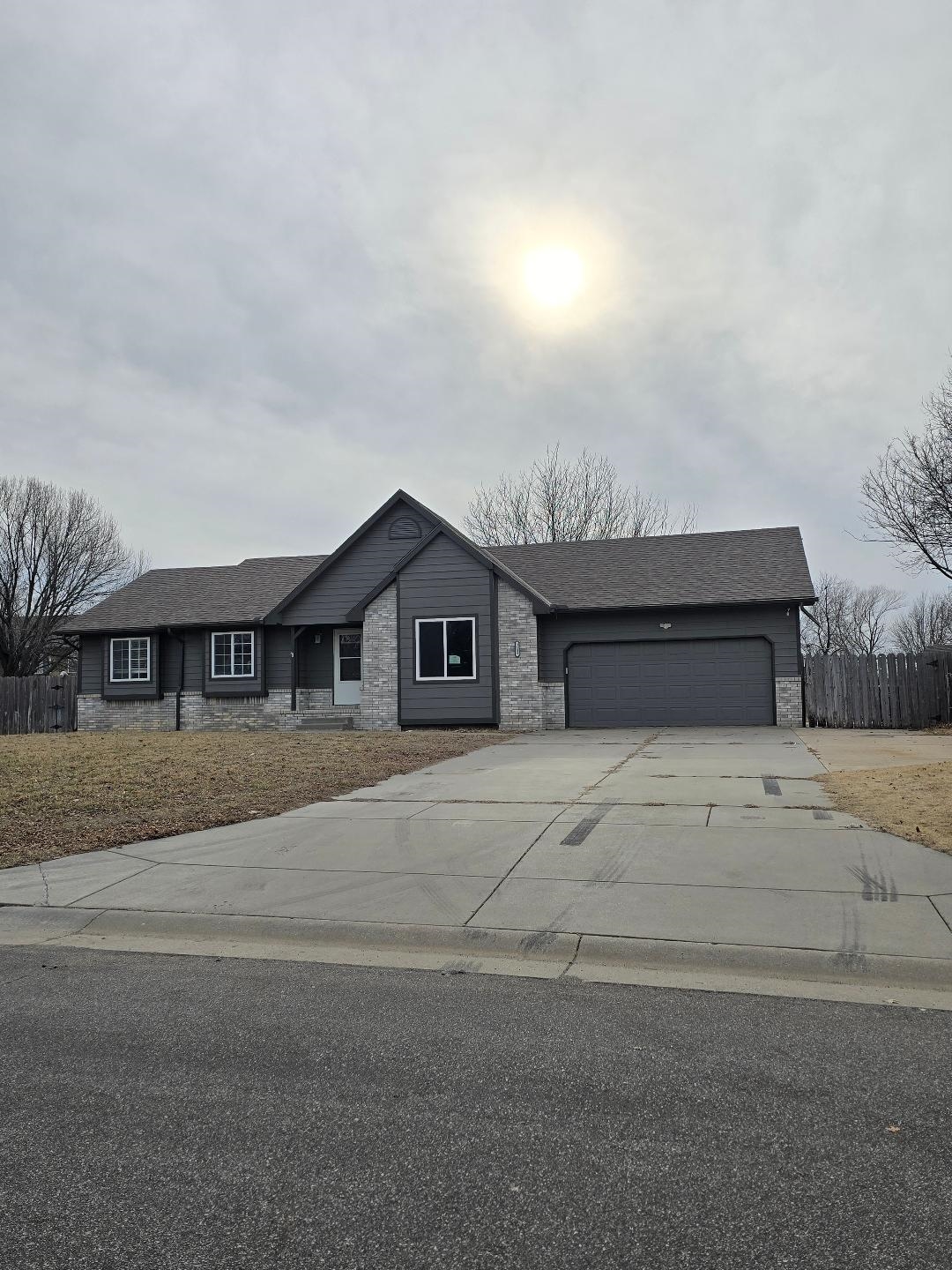 Country Hill Estates Real Estate Listings Main Image