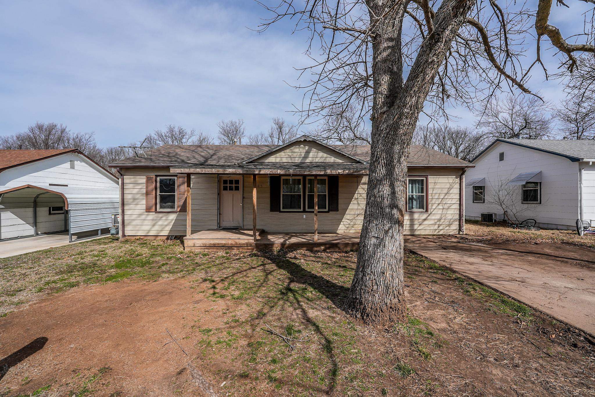 125 N Circle Dr Property Photo
