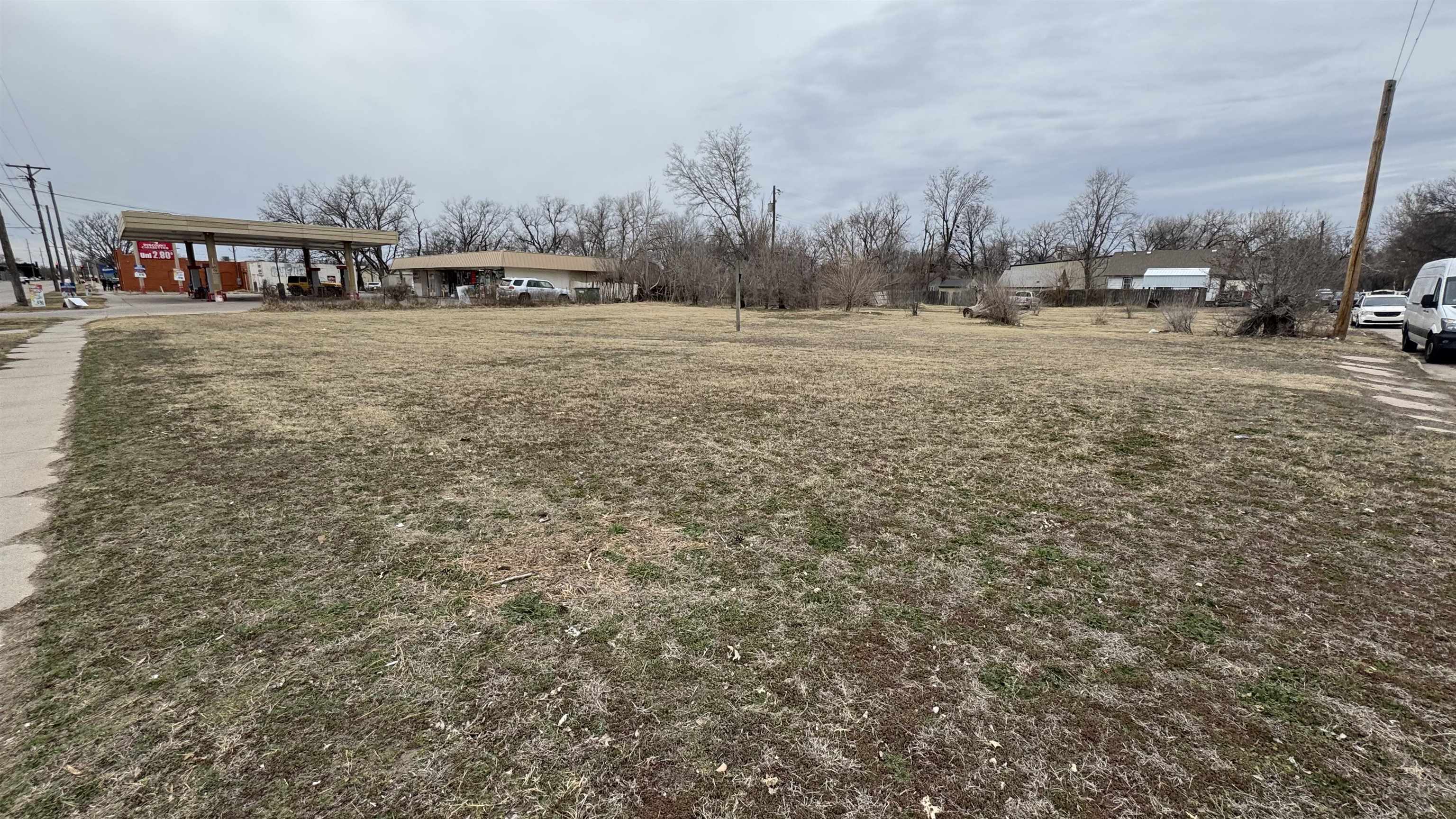 3636 W Douglas Ave Property Photo