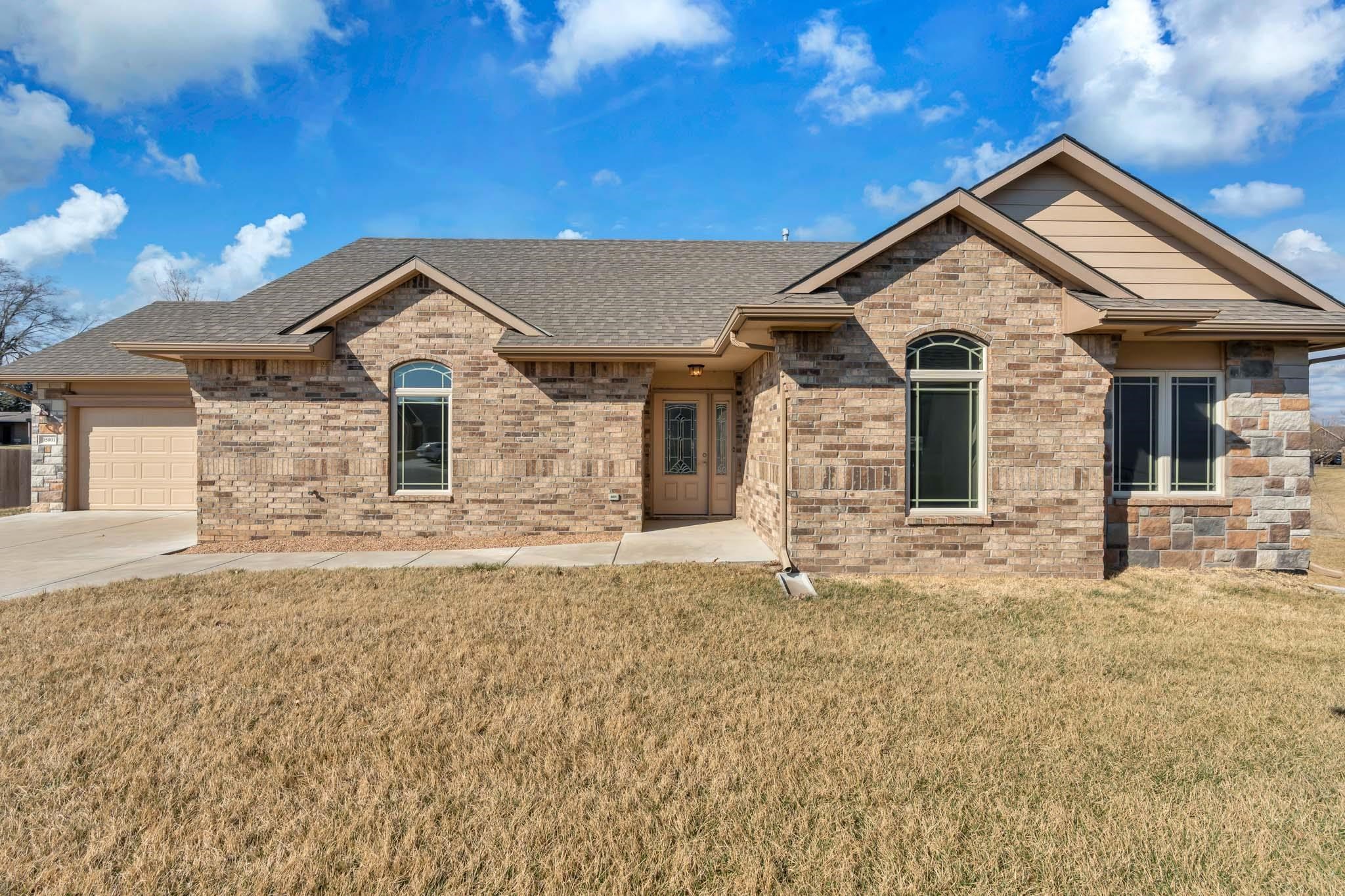 High Point Real Estate Listings Main Image