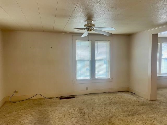 128 S 3rd St Property Photo 4