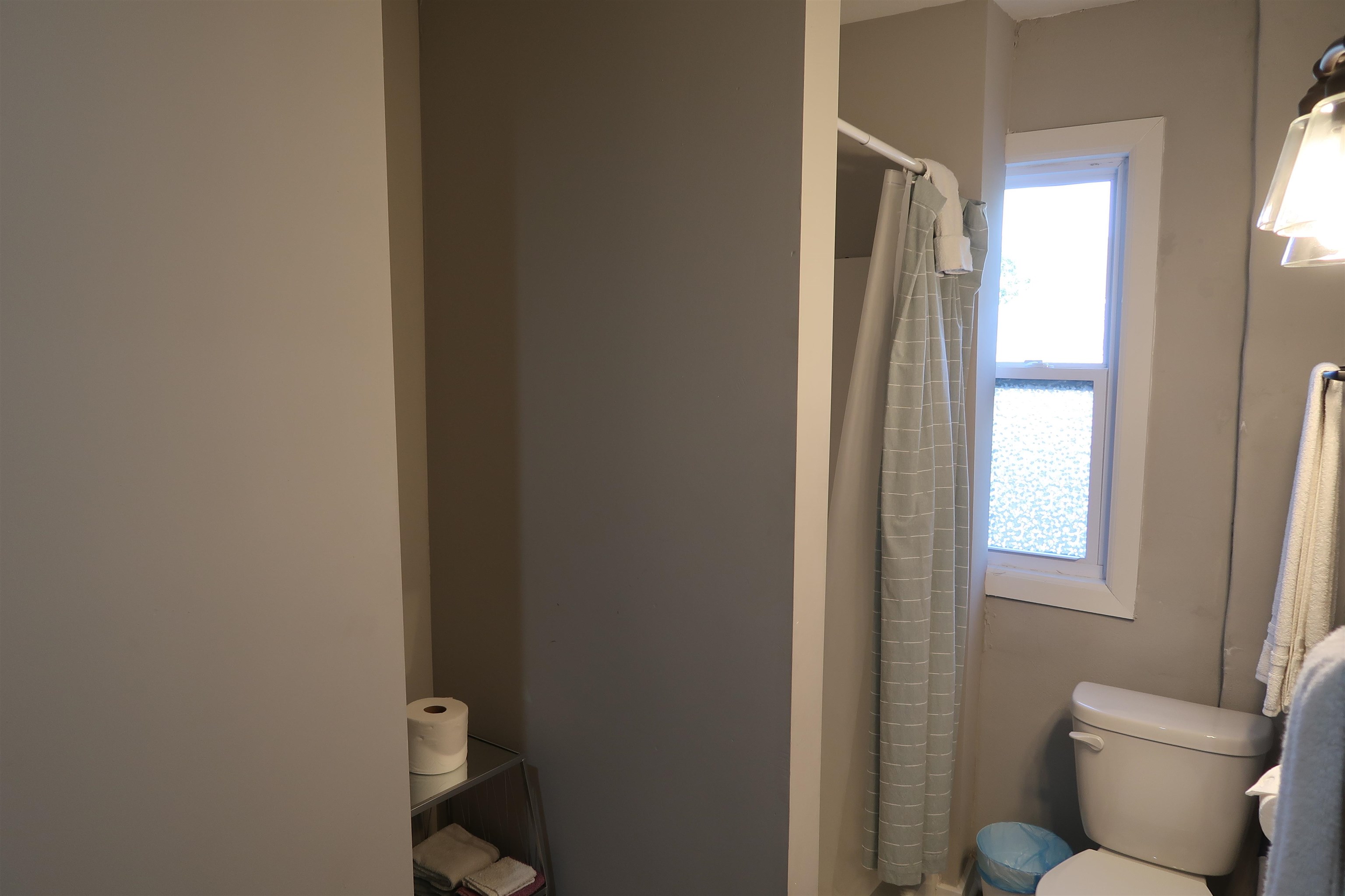 1316 W Douglas Ave Property Photo 22
