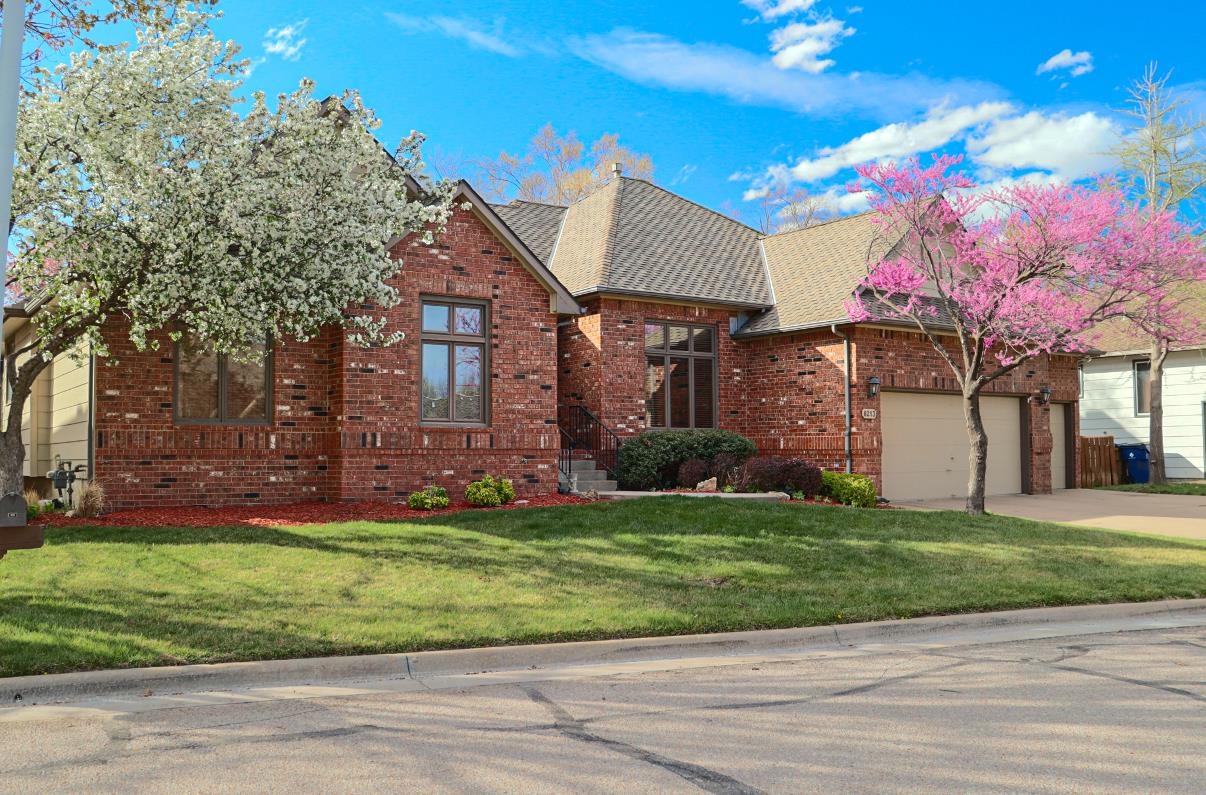 Oxford Real Estate Listings Main Image
