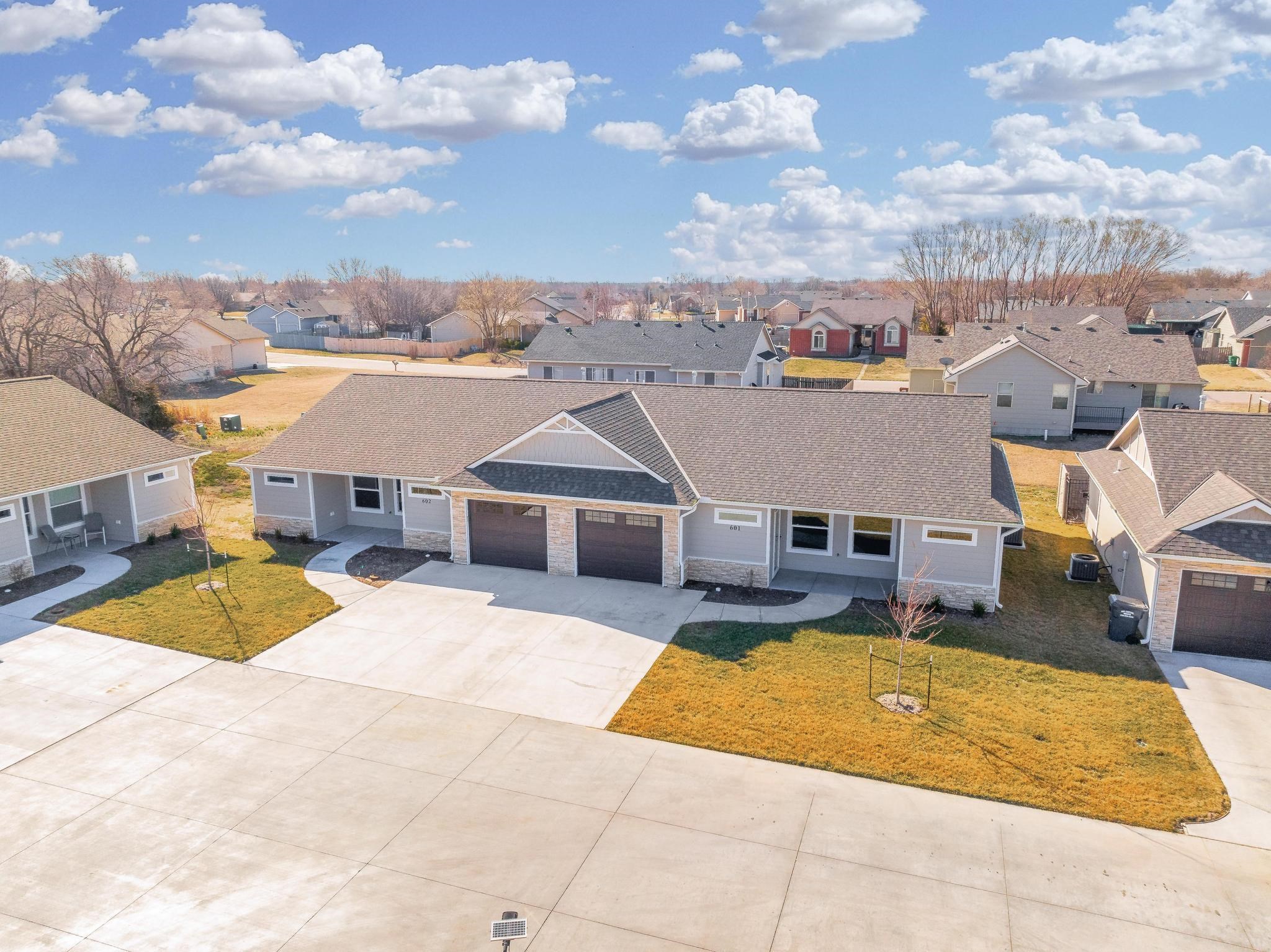 320 N Warren Property Photo