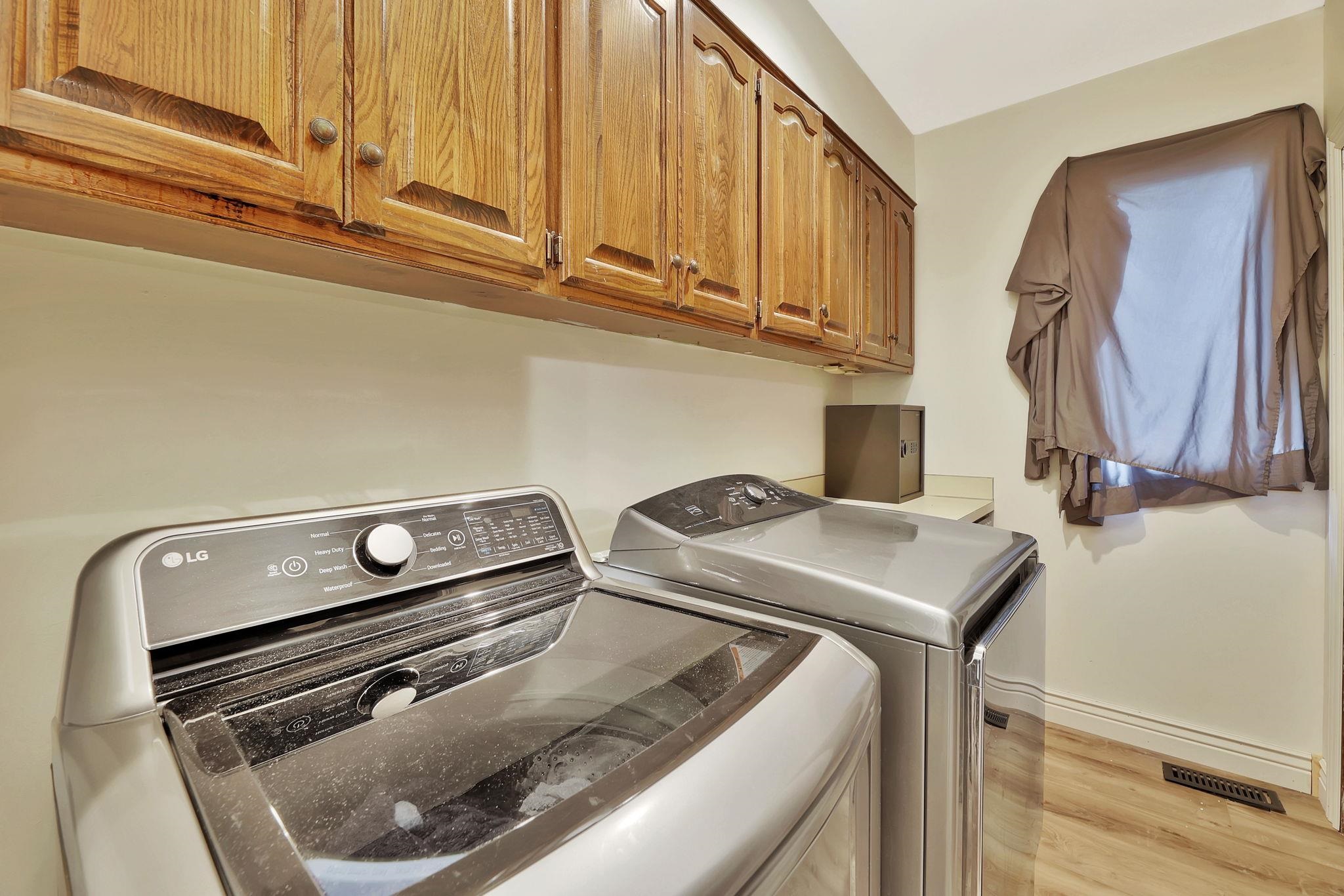 11617 W Burton Property Photo 18