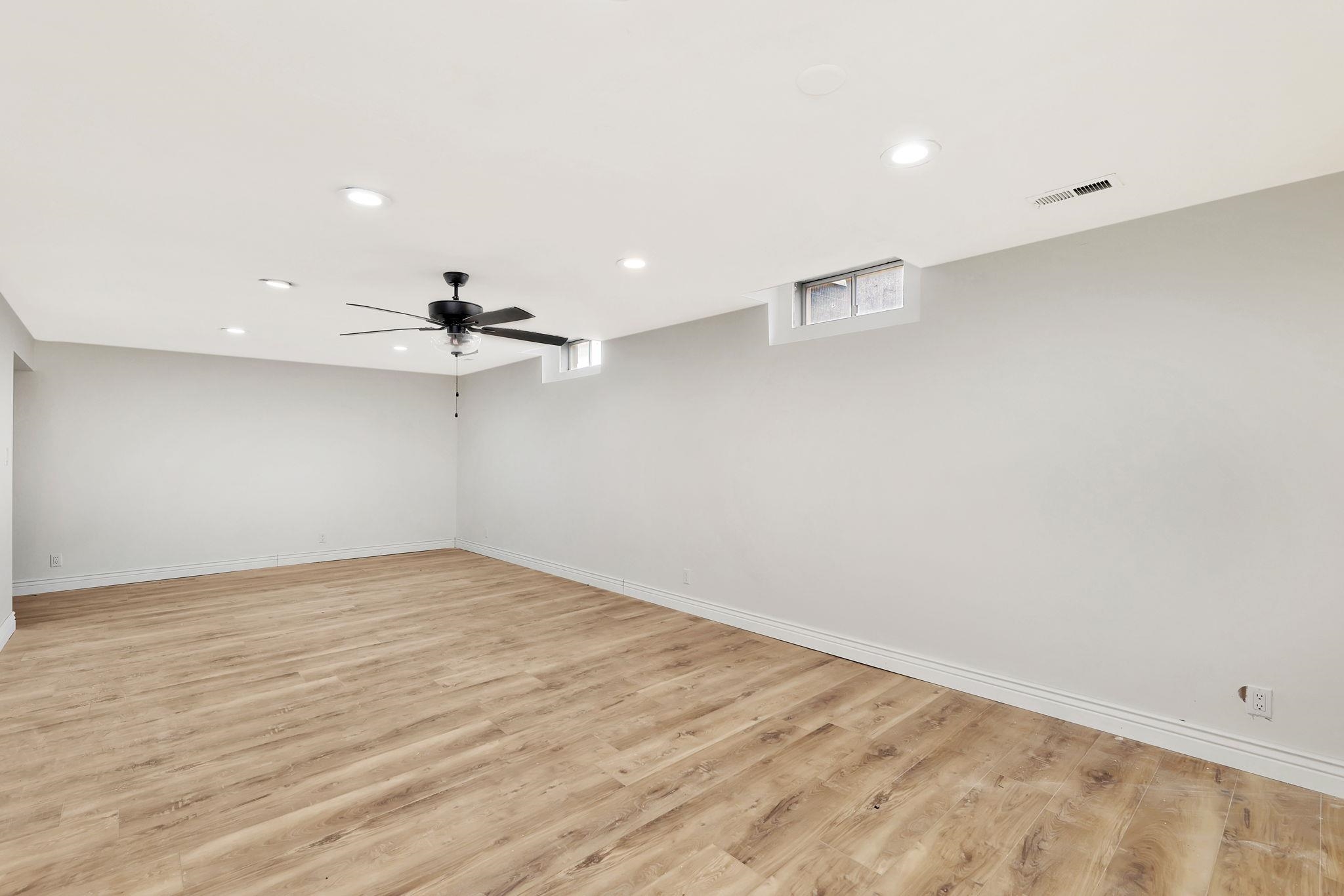 11617 W Burton Property Photo 30