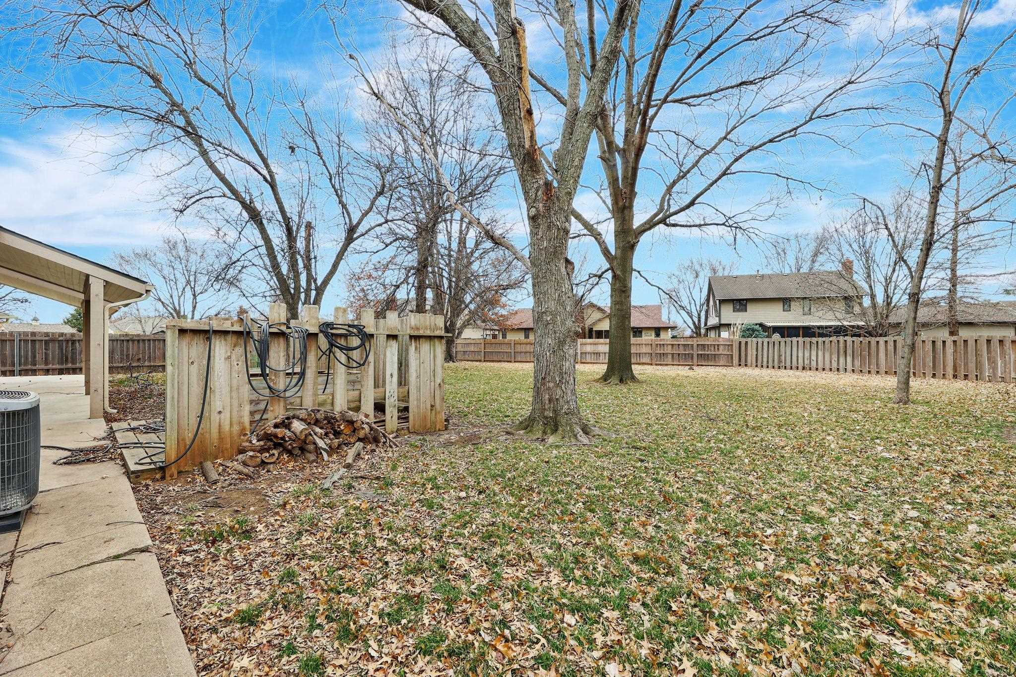 11617 W Burton Property Photo 36