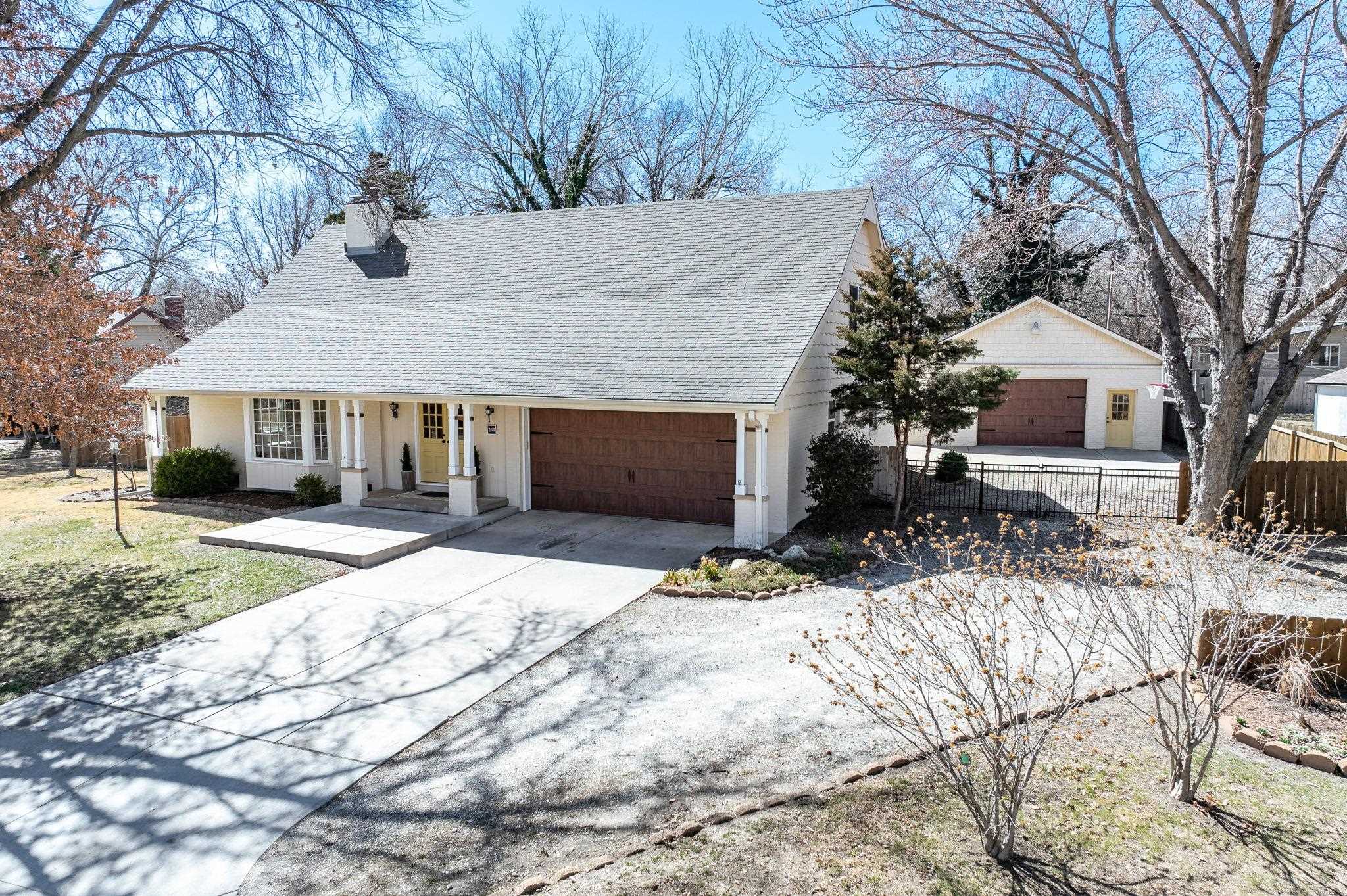 Bonnie Brae Real Estate Listings Main Image