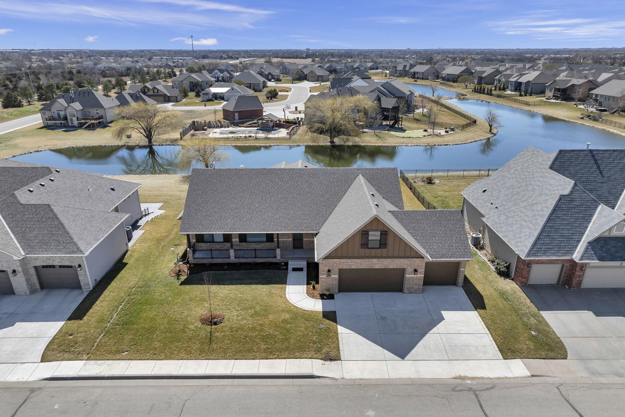 7905 E Turquoise Trl Property Photo 1