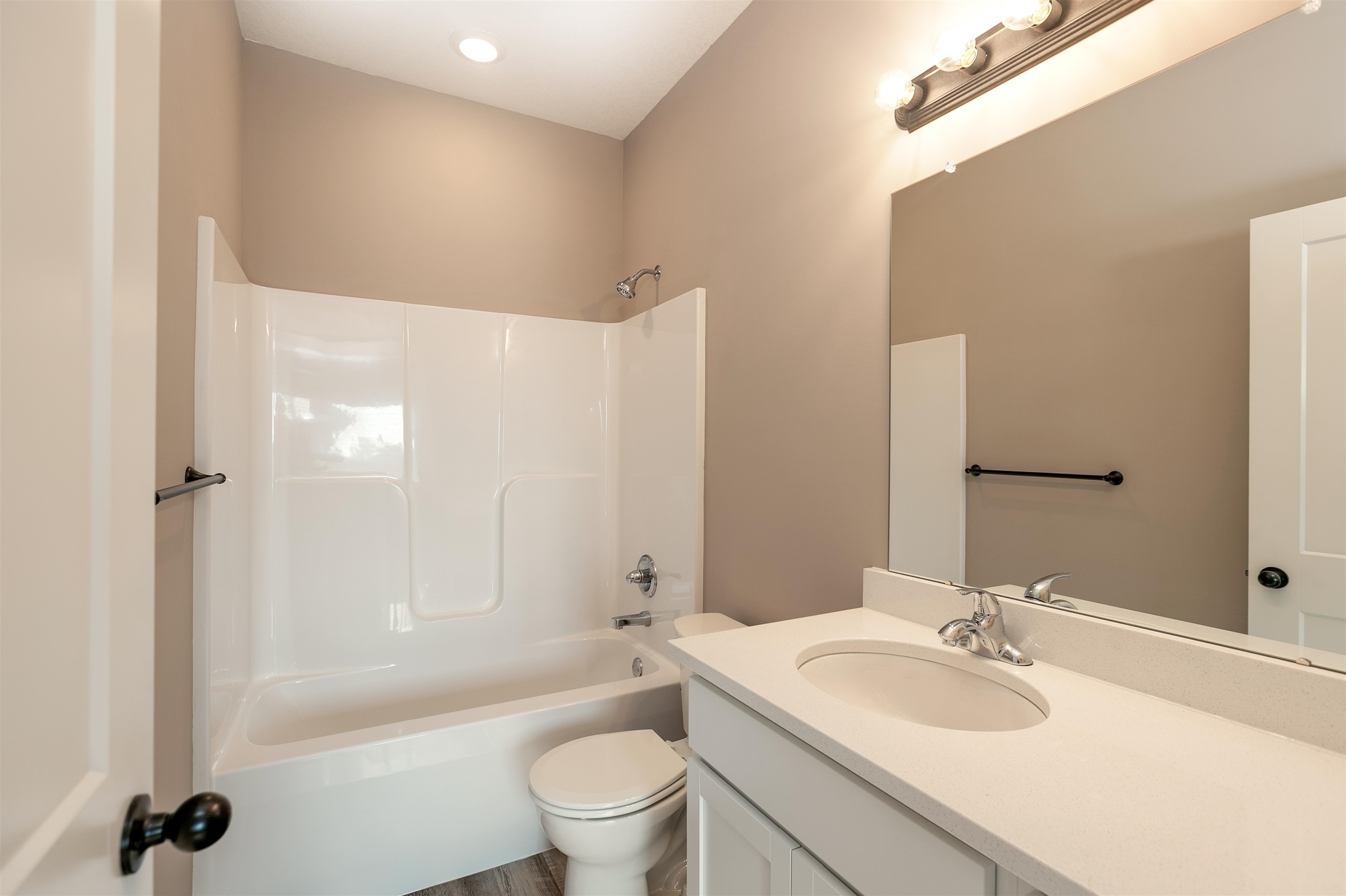 4307-4309 N Sandplum St Property Photo 13