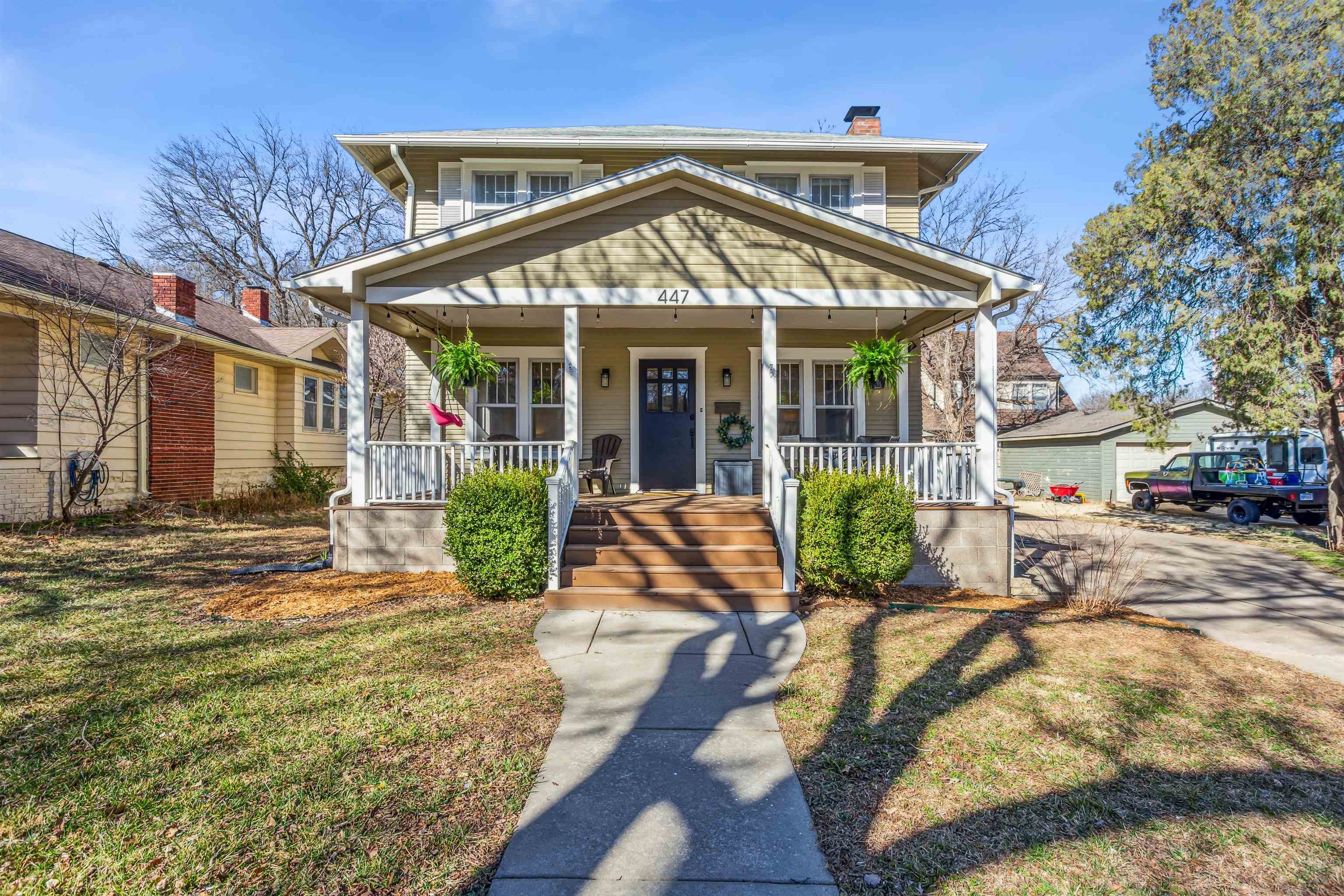 447 N Bluff Ave Property Photo