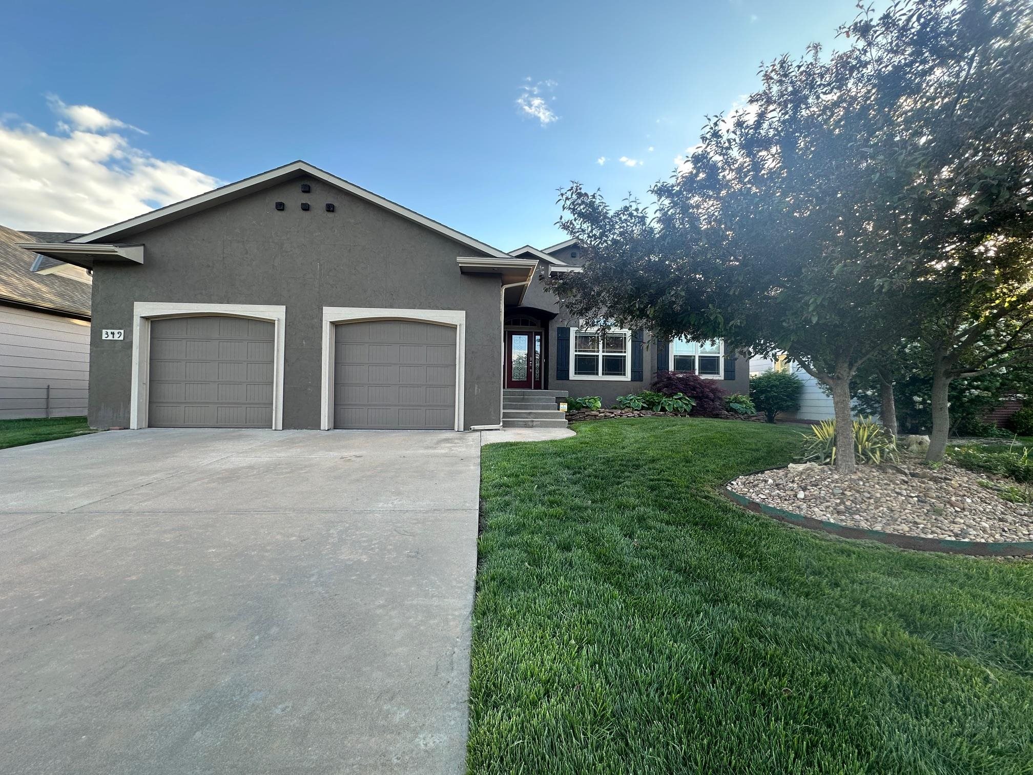Belle Terre Real Estate Listings Main Image