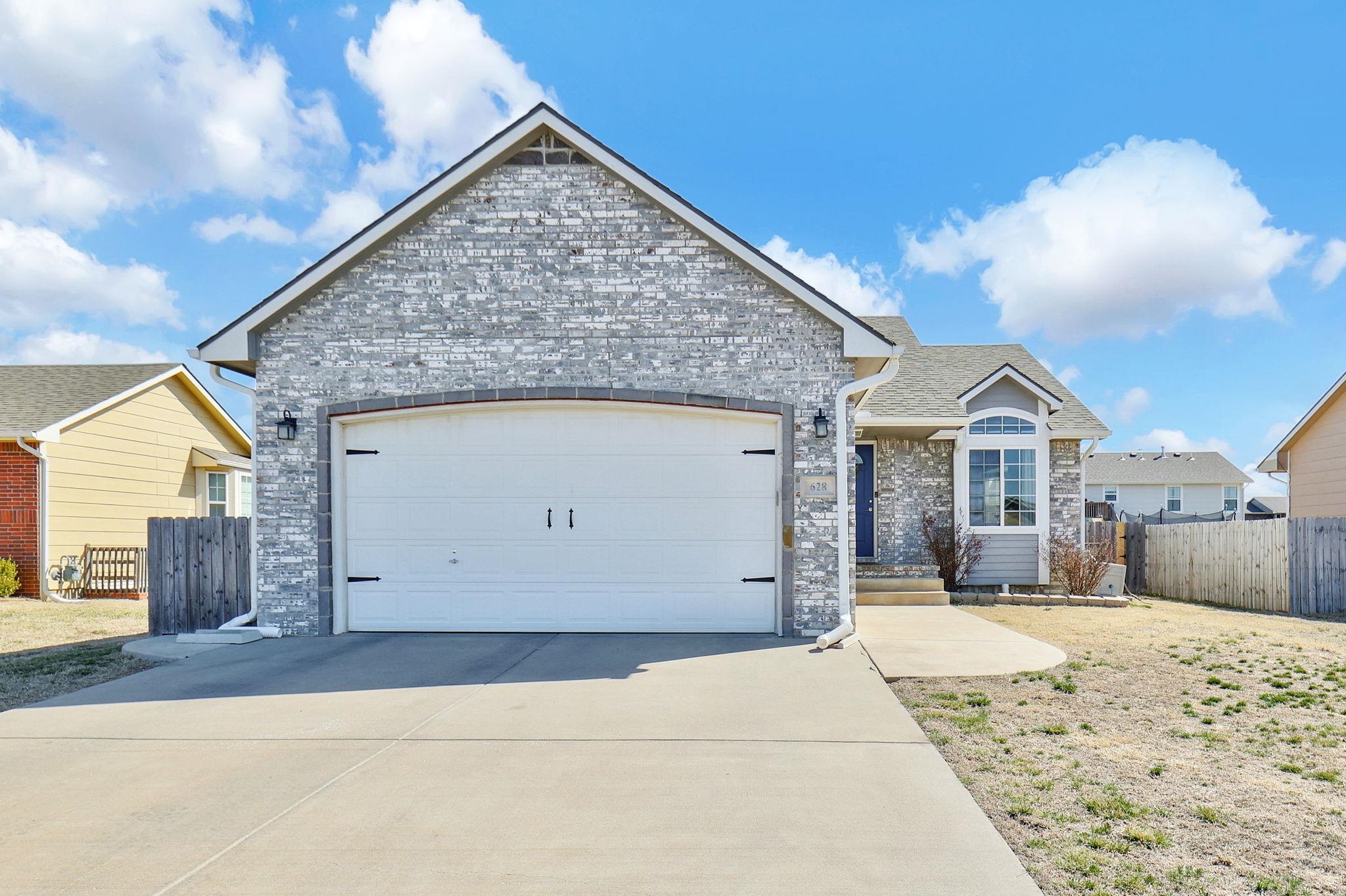 628 E Shade Property Photo