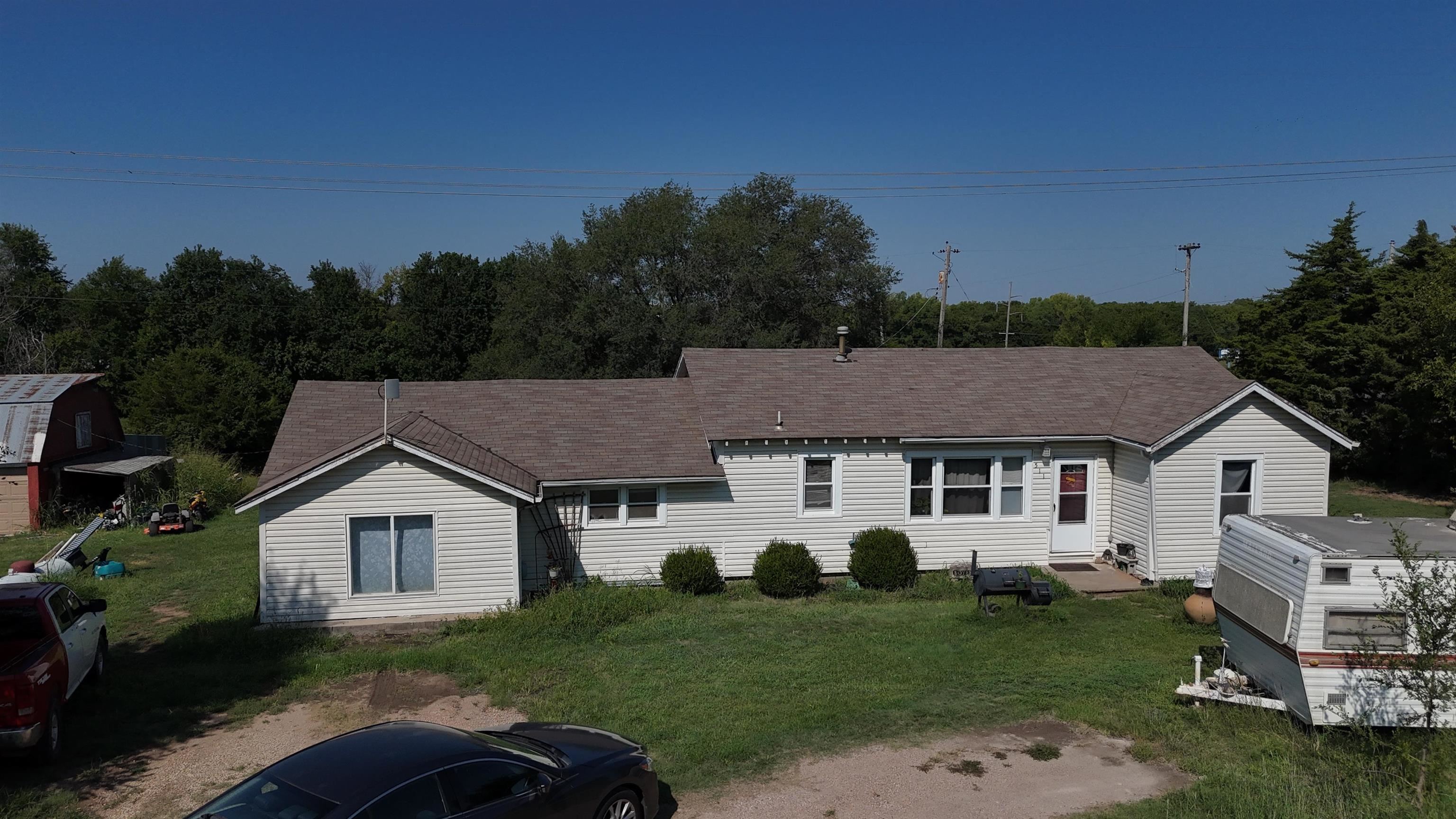 511 S Prairie Dr Property Photo 2