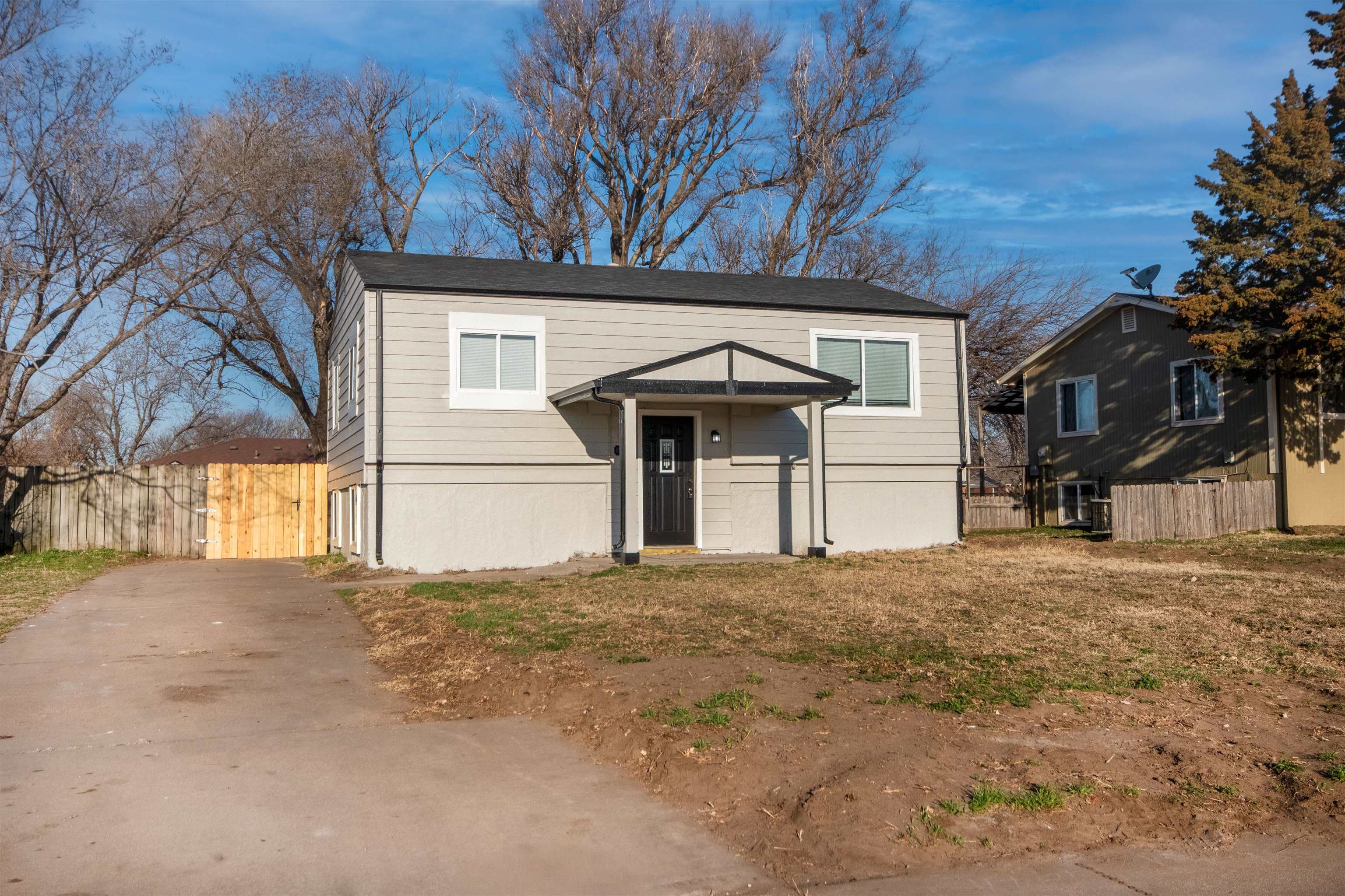 3409 S All Hallows Ave Property Photo
