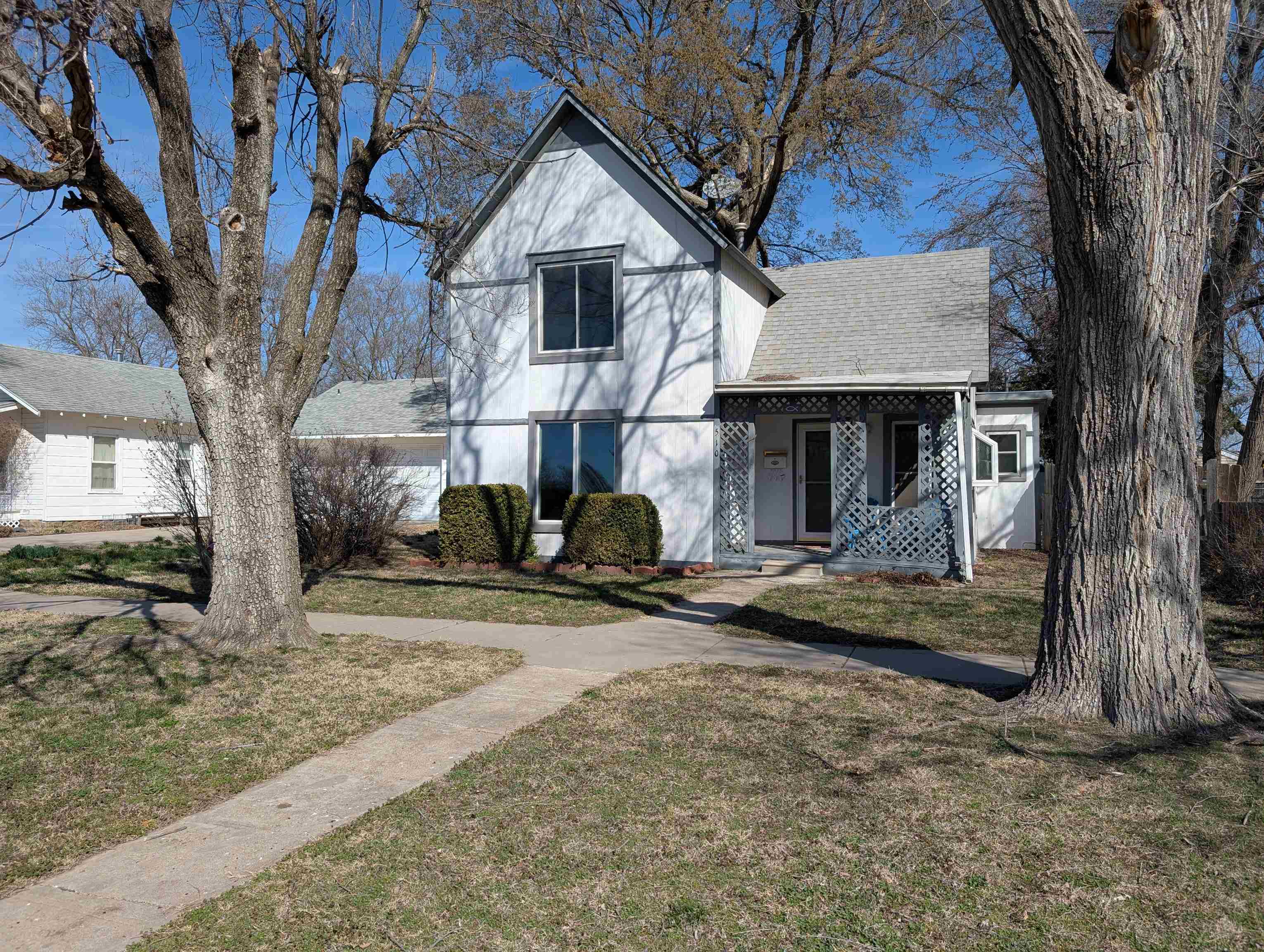 510 E 2nd St Property Photo