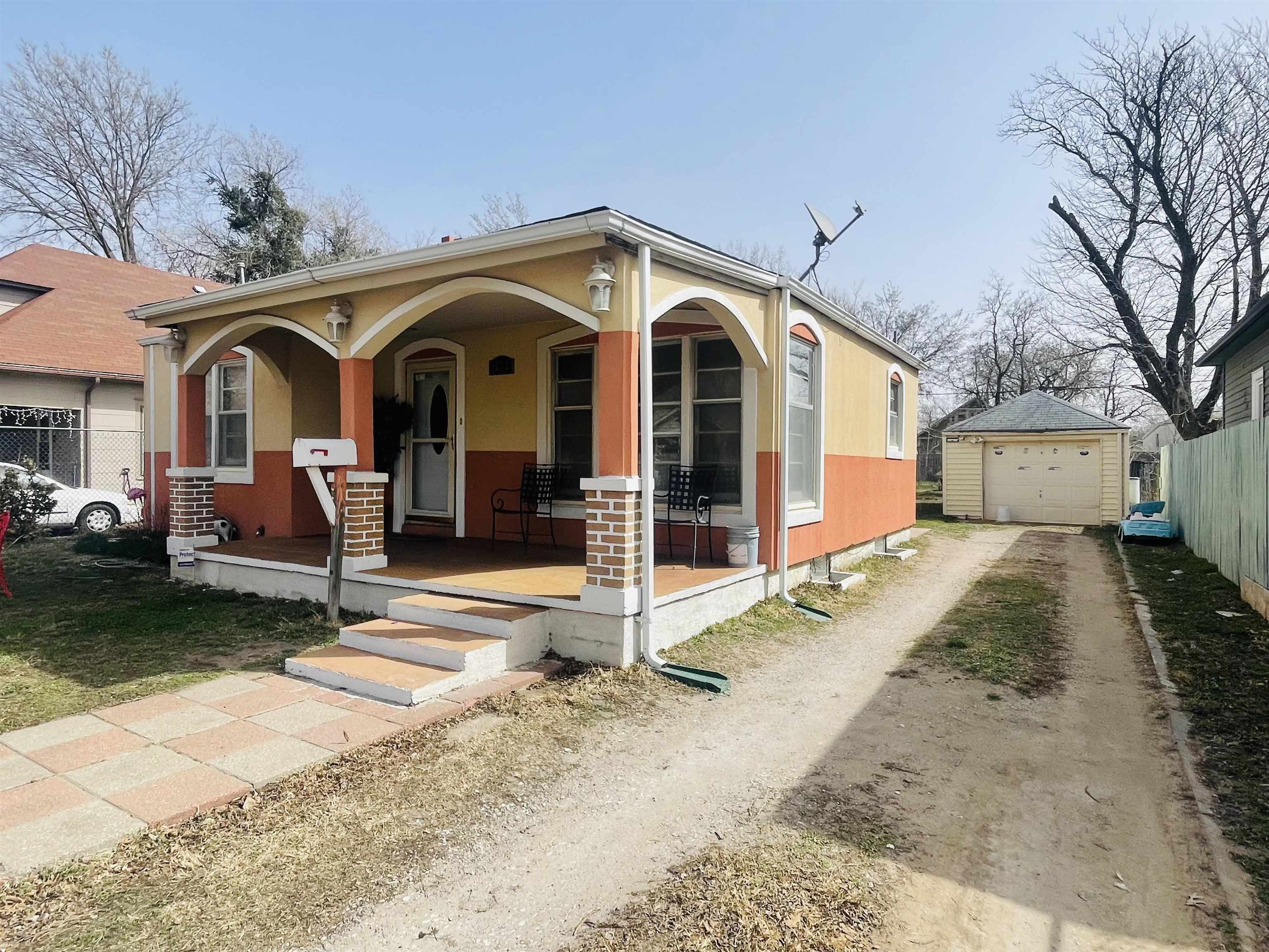 1532 S Pattie St Property Photo