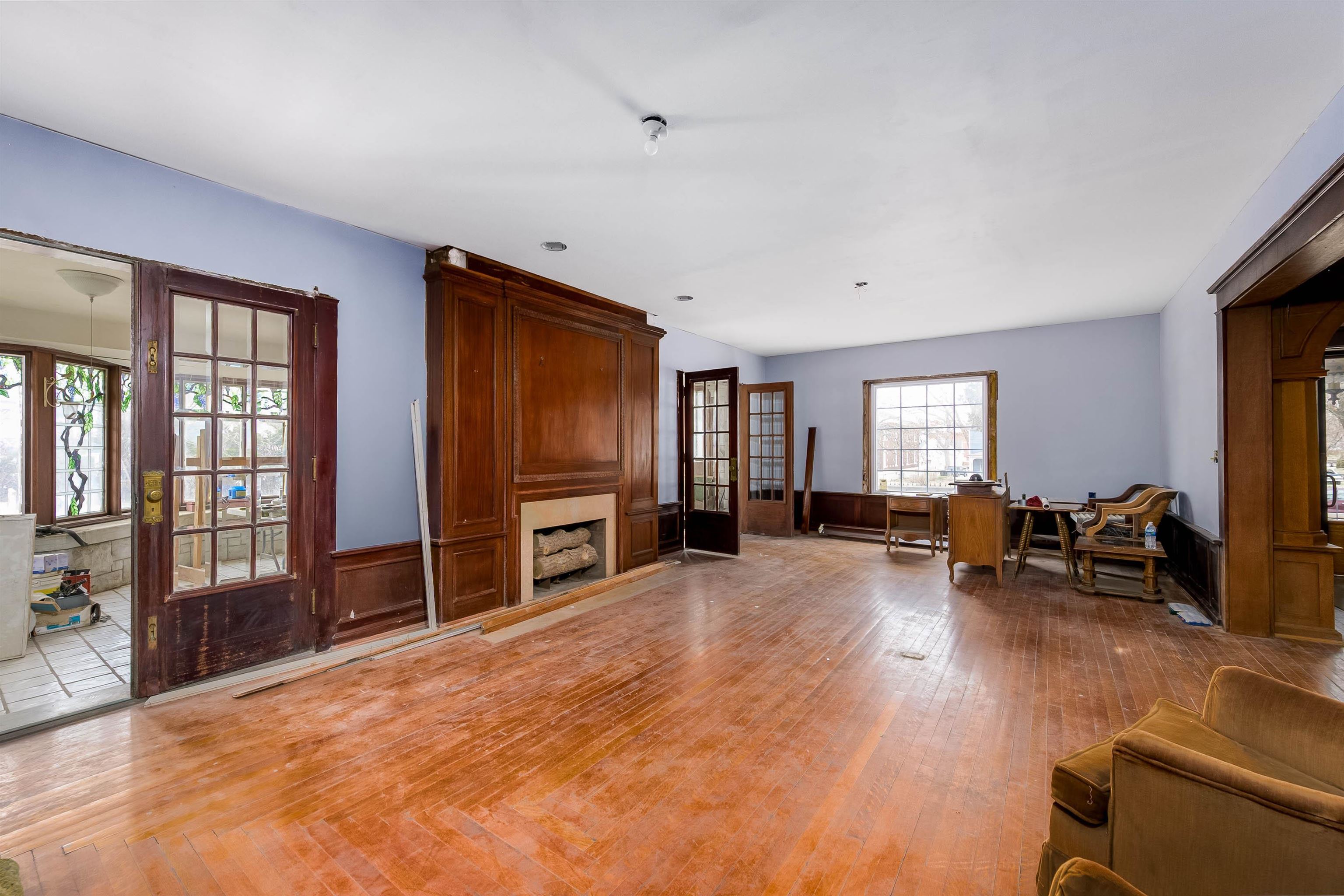 209 S Highland Ave Property Photo 8