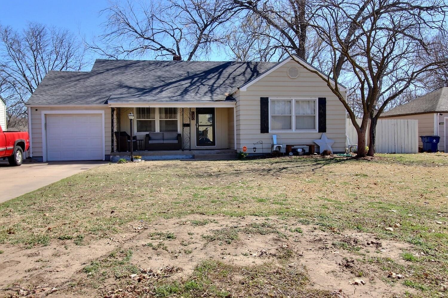 410 N Edgemoor St Property Photo