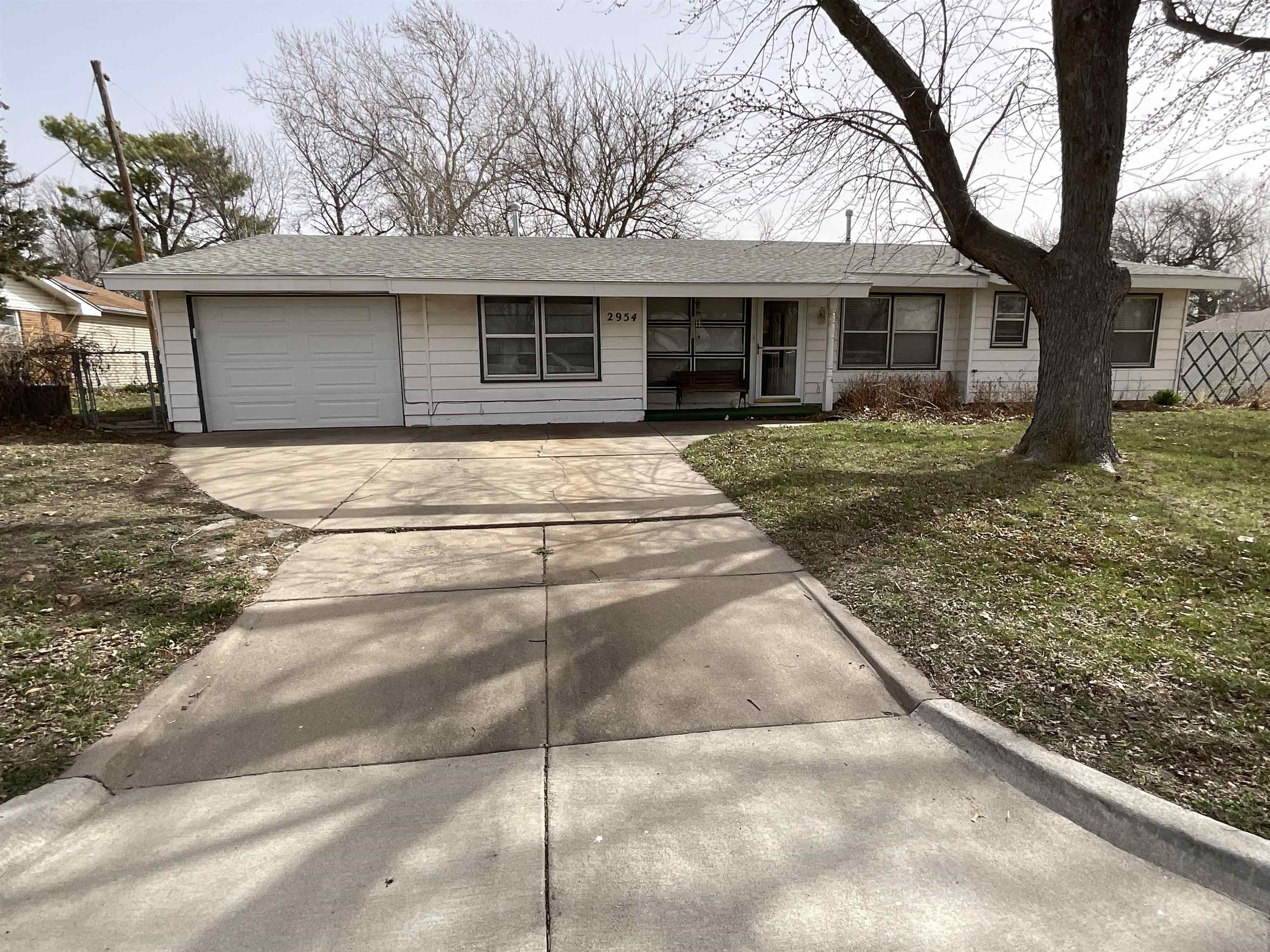 2954 S Elizabeth Ave Property Photo