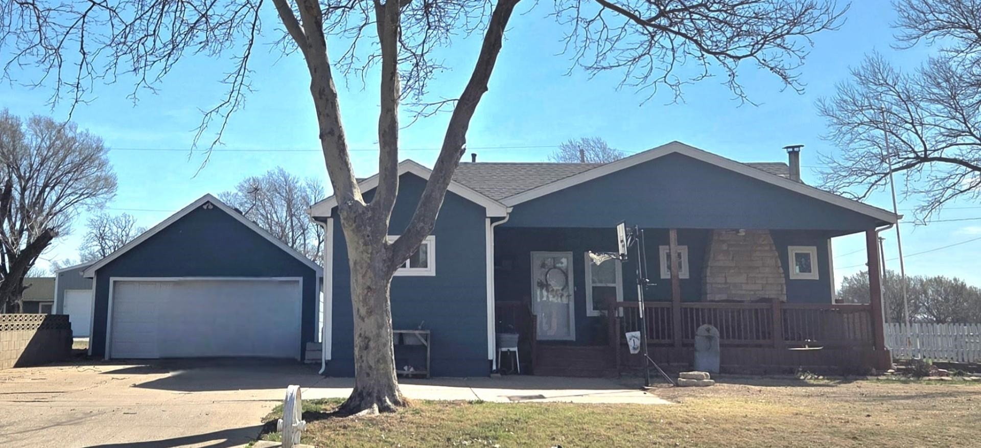 326 S Main Property Photo