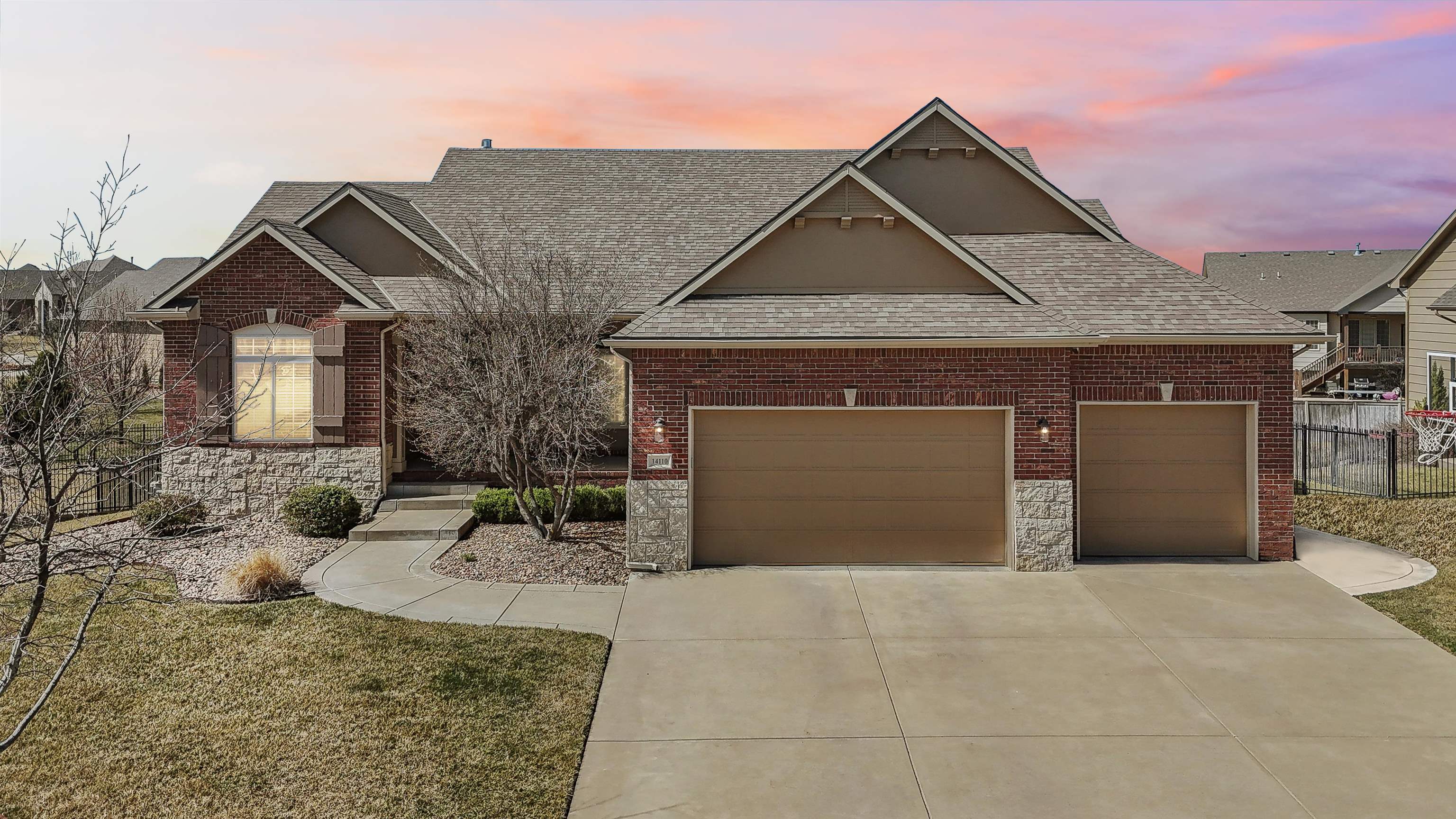 Garden Walk Real Estate Listings Main Image