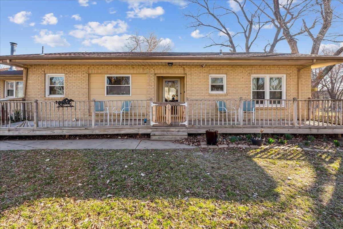 2050 S Greenwich Rd. Property Photo