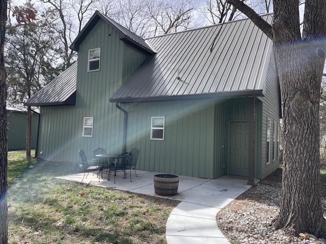 503 W 23rd Street Property Photo