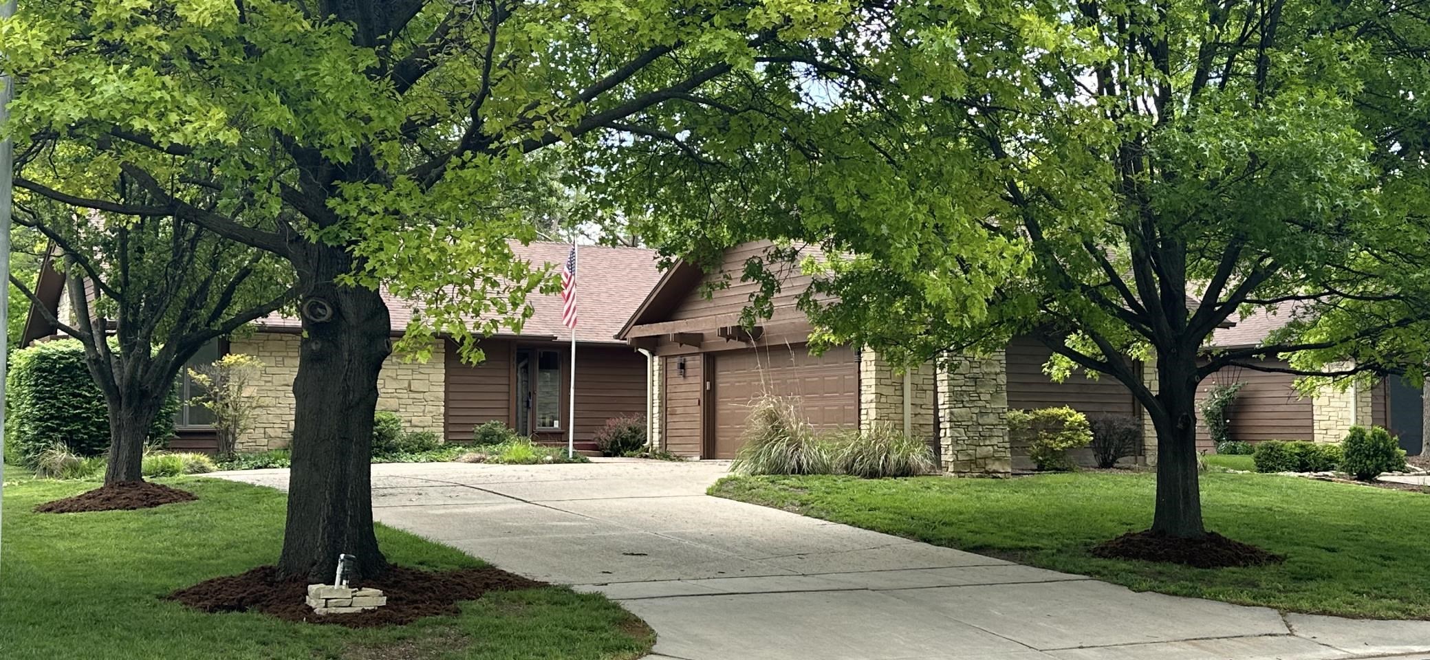 537 Saint Andrews Dr Property Photo
