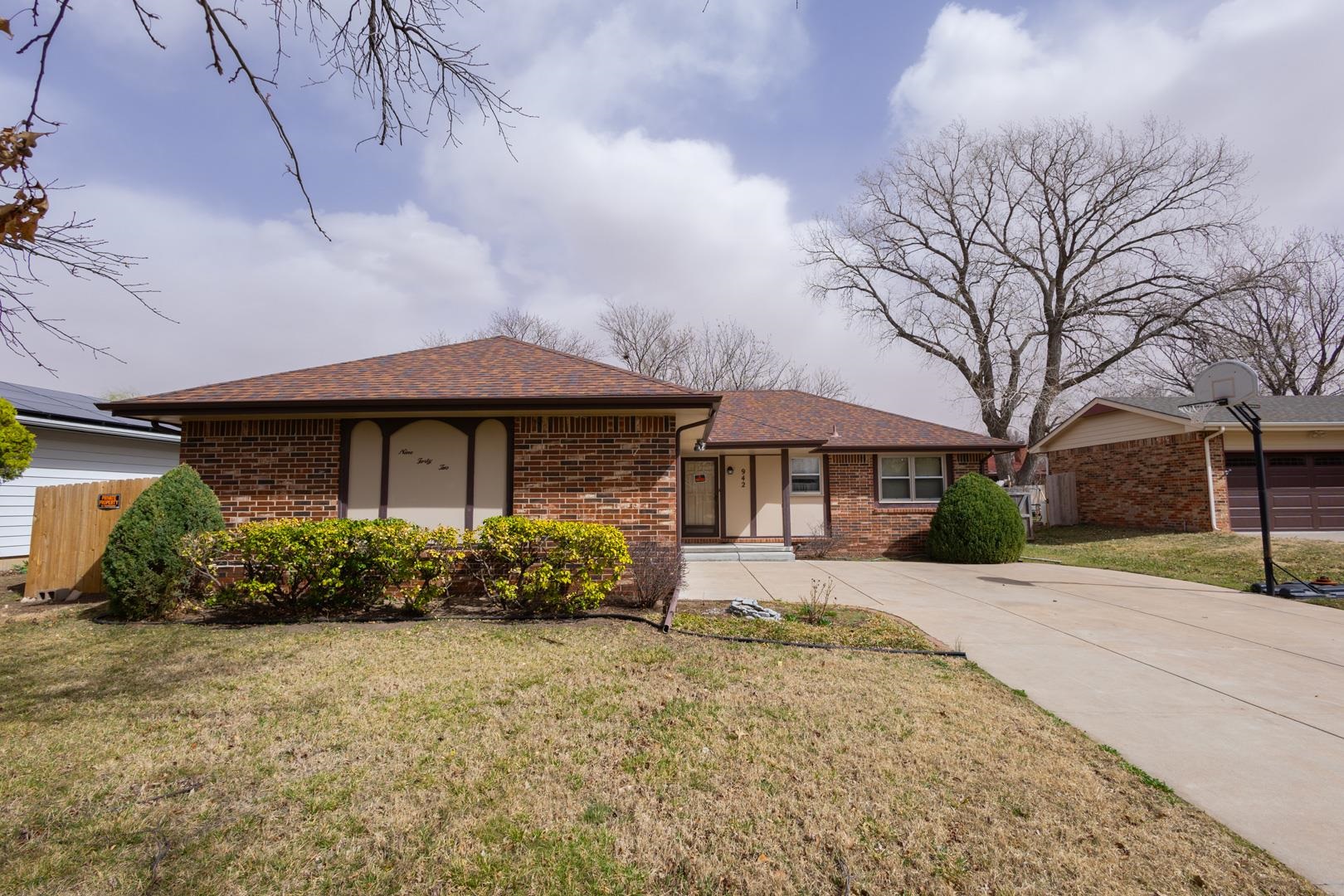 942 S Cooper Property Photo