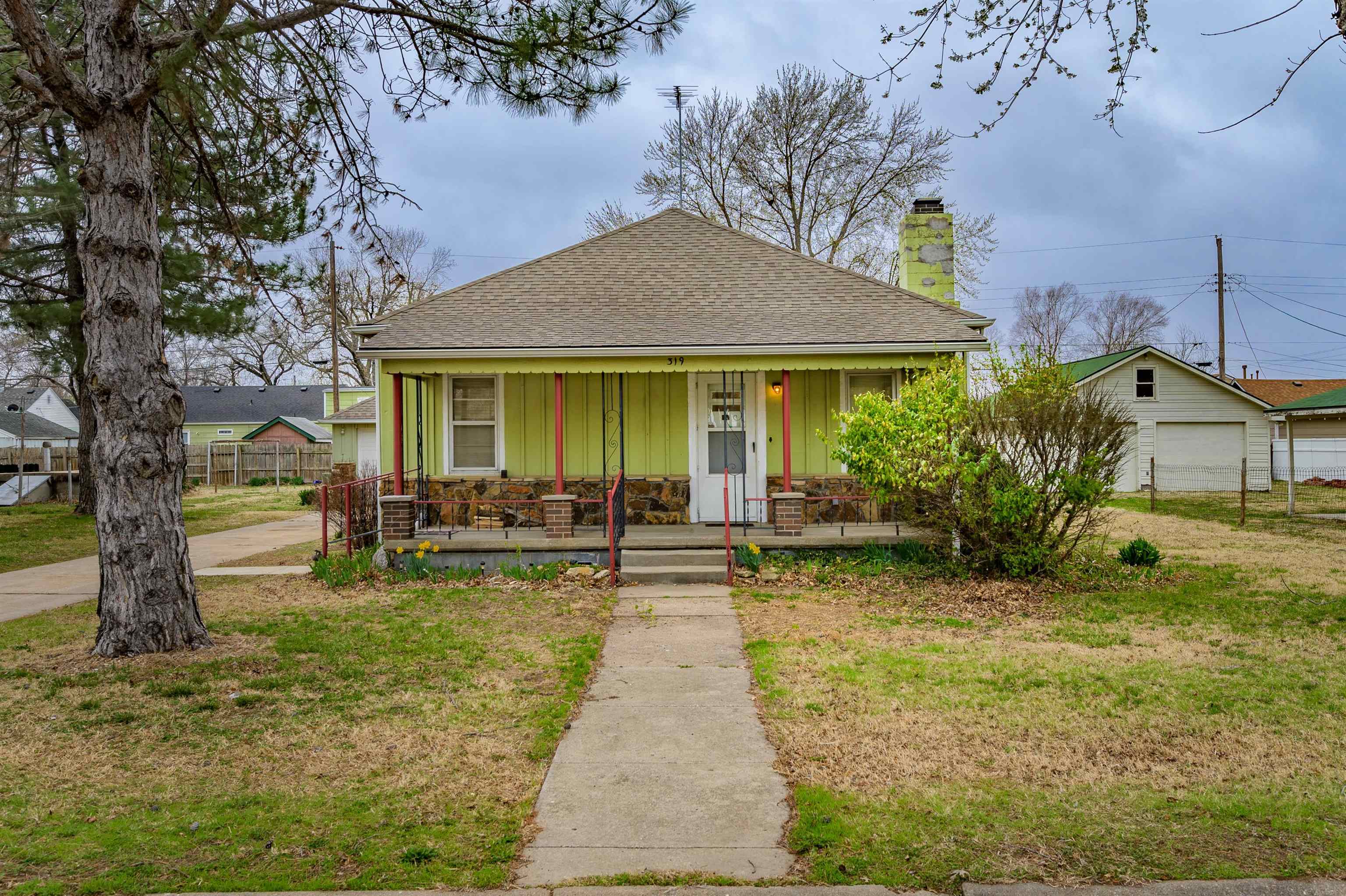 319 N Orchard Property Photo