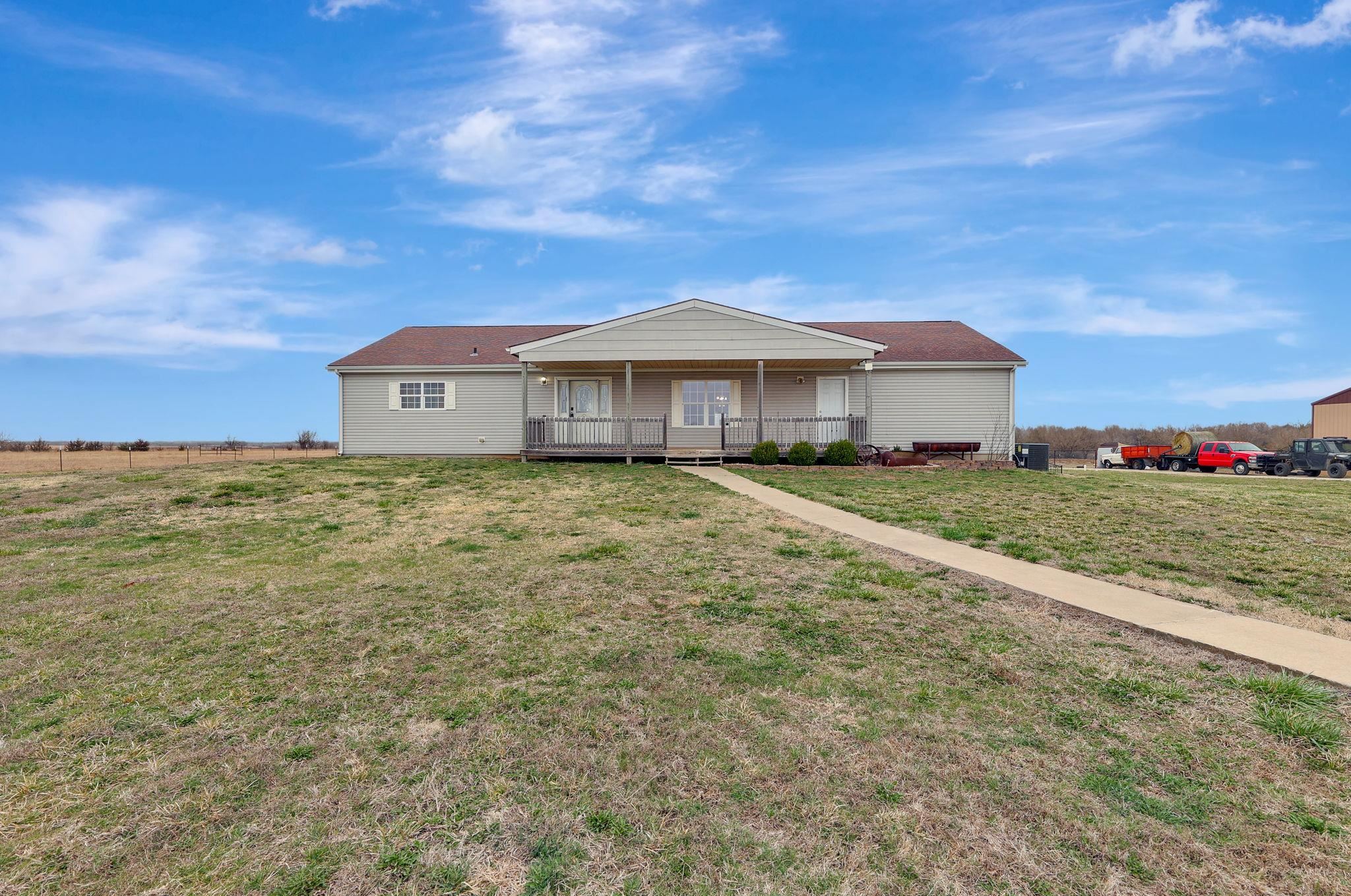 67074 Real Estate Listings Main Image