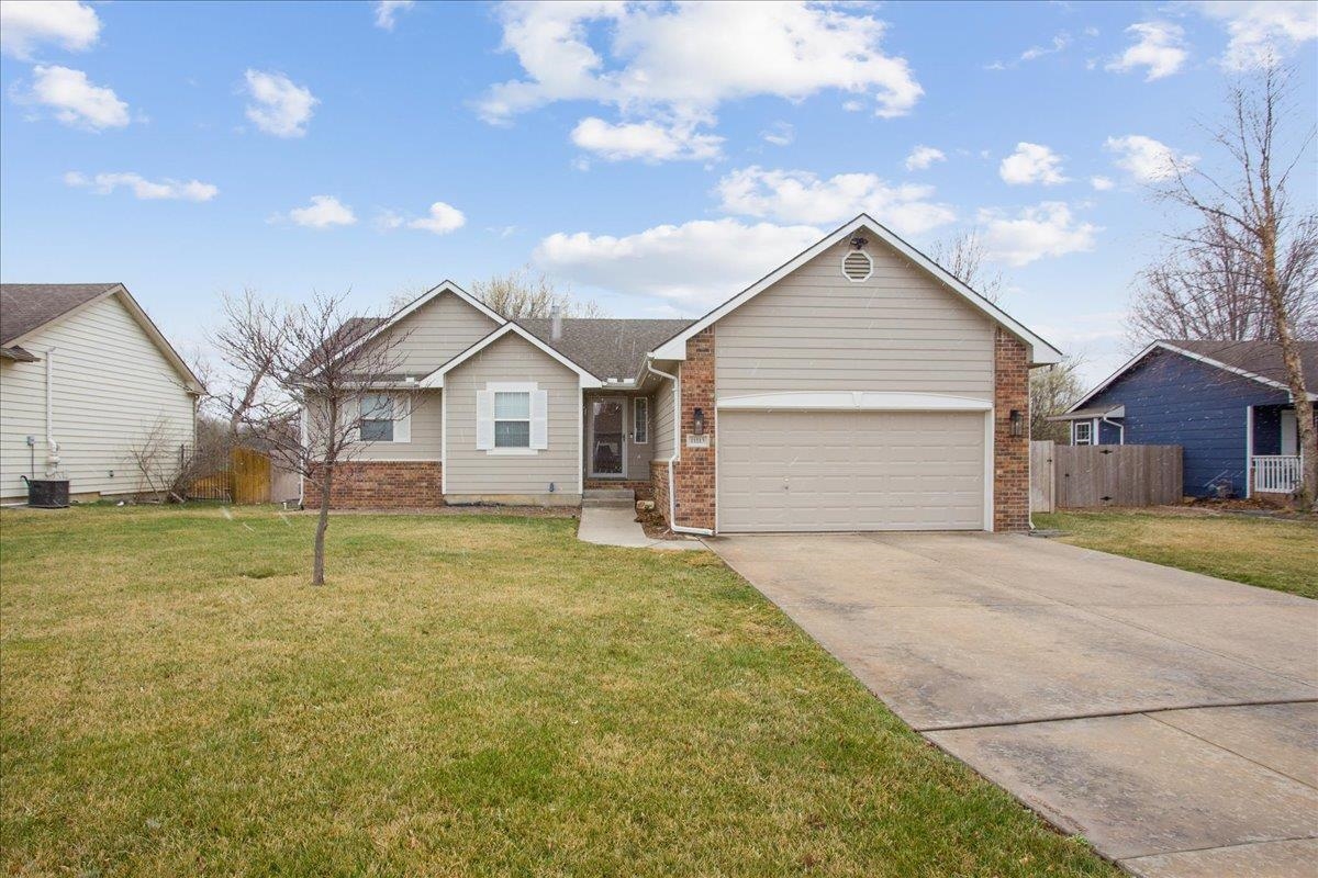 11113 W Greenspoint St Property Photo