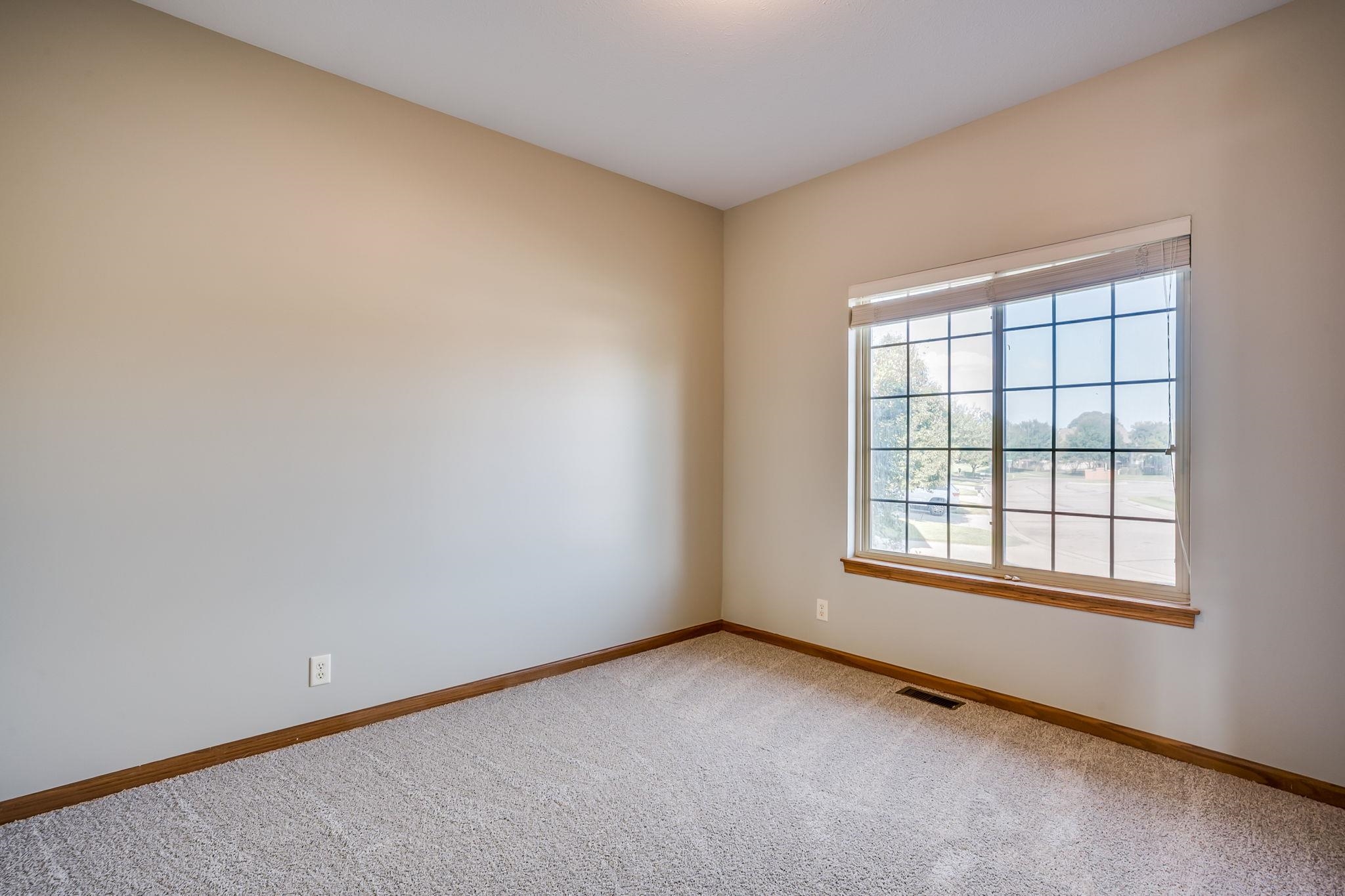 3163 N Lake Ridge Ct Property Photo 21